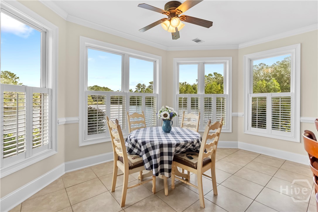 Breakfast Nook