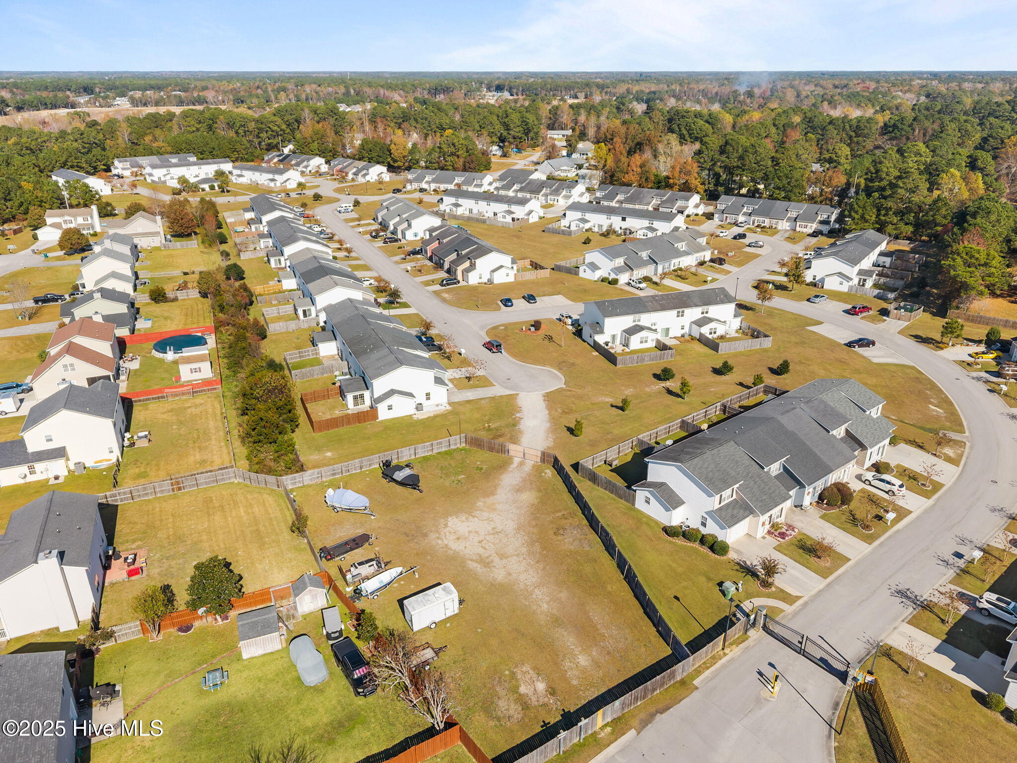 100541602 | Photo 44