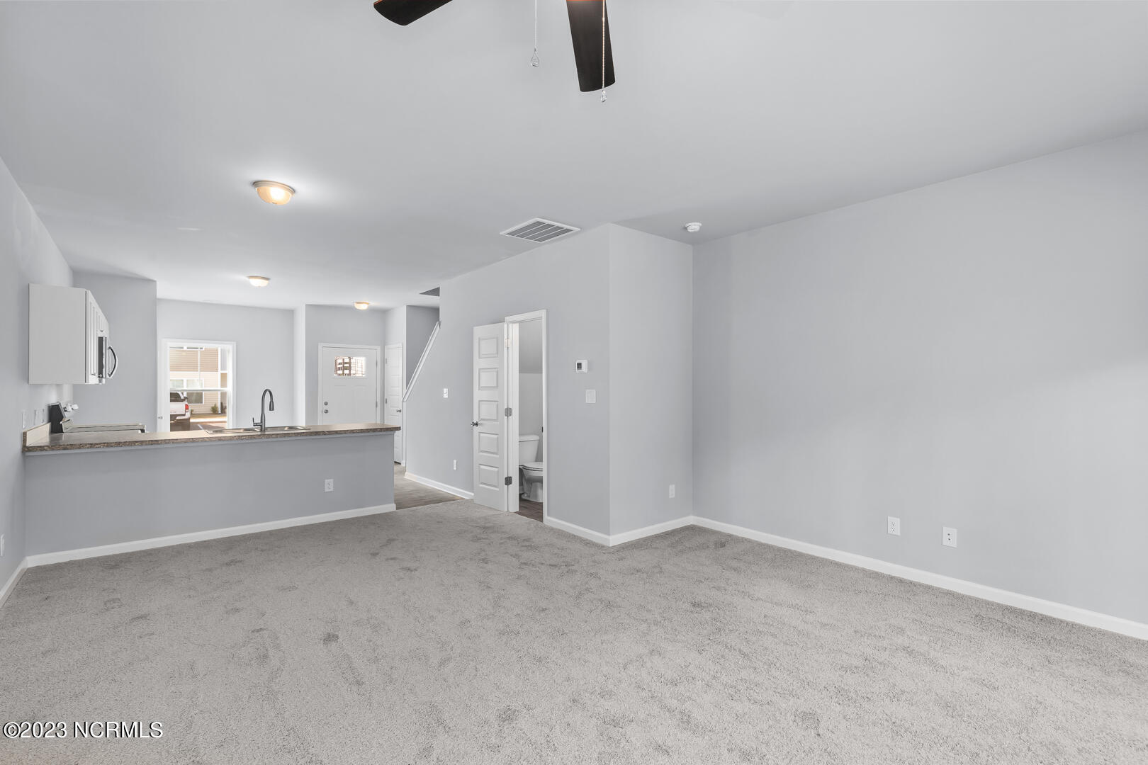 100555596 | Photo 15