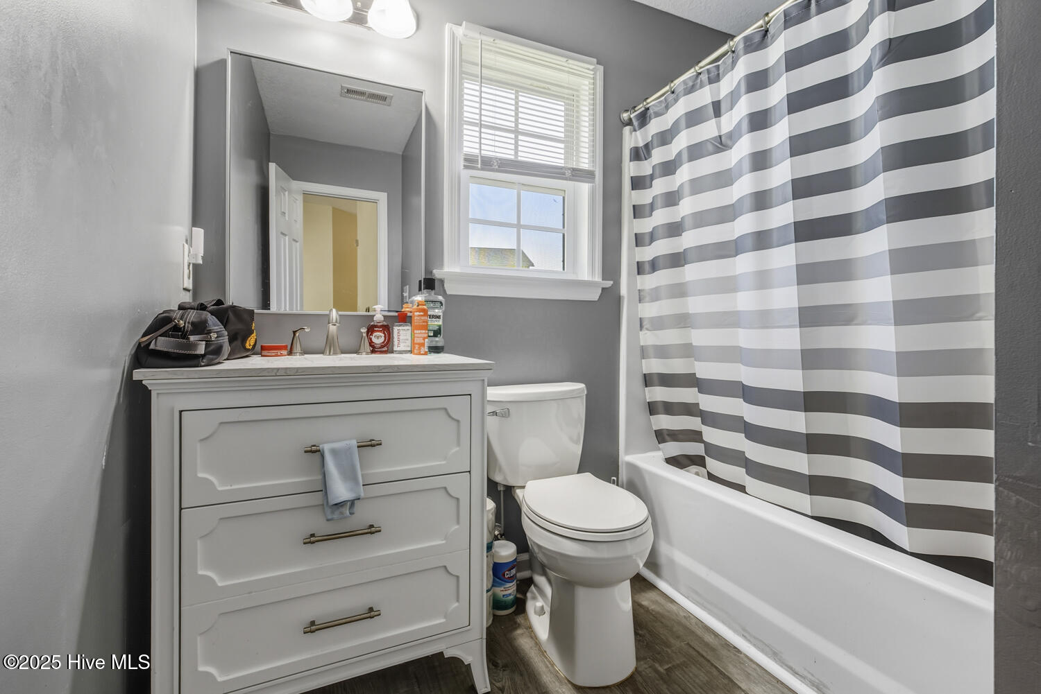 100539908 | Photo 26