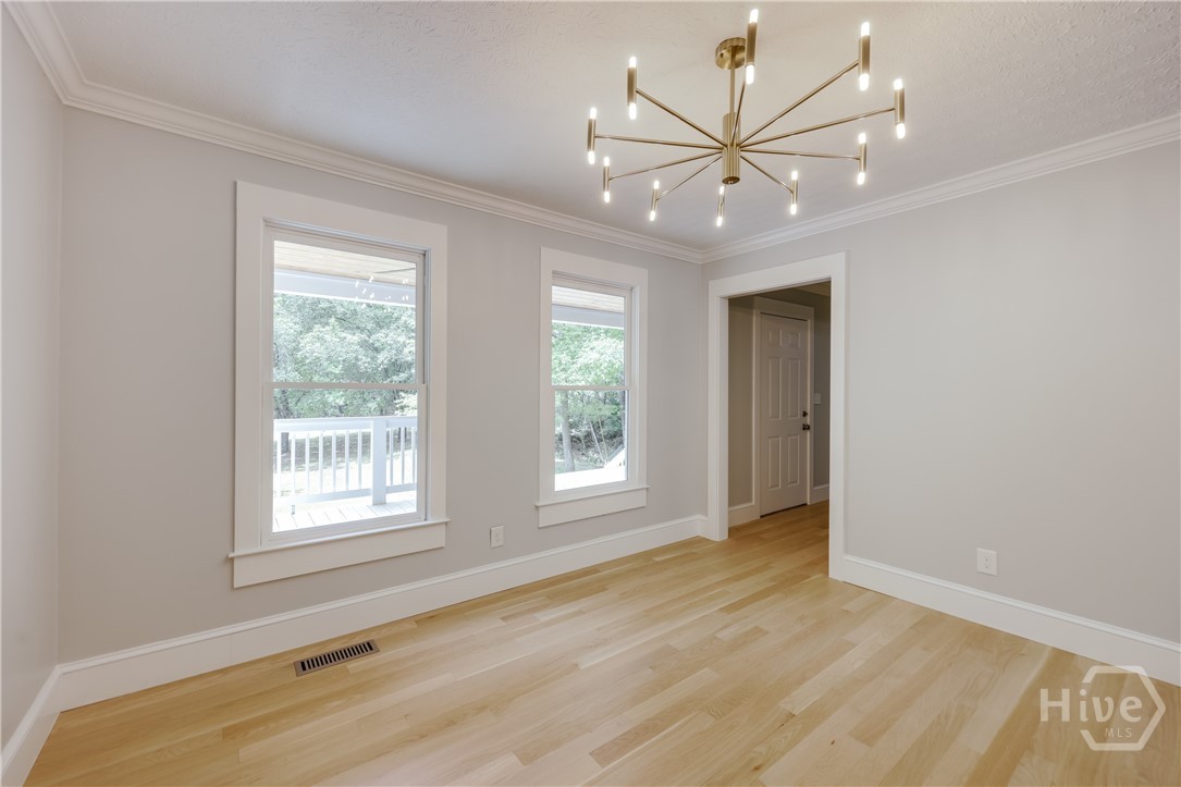 155 Hunters Pointe Drive