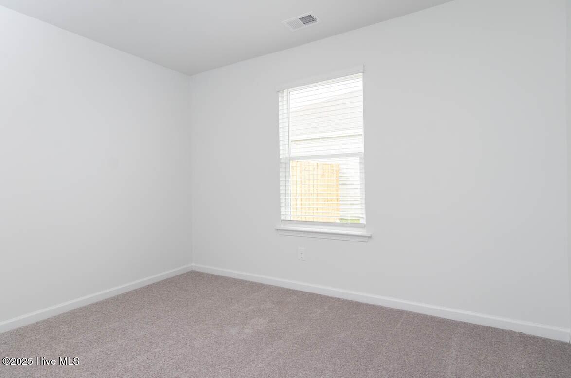 100560610 | Photo 22