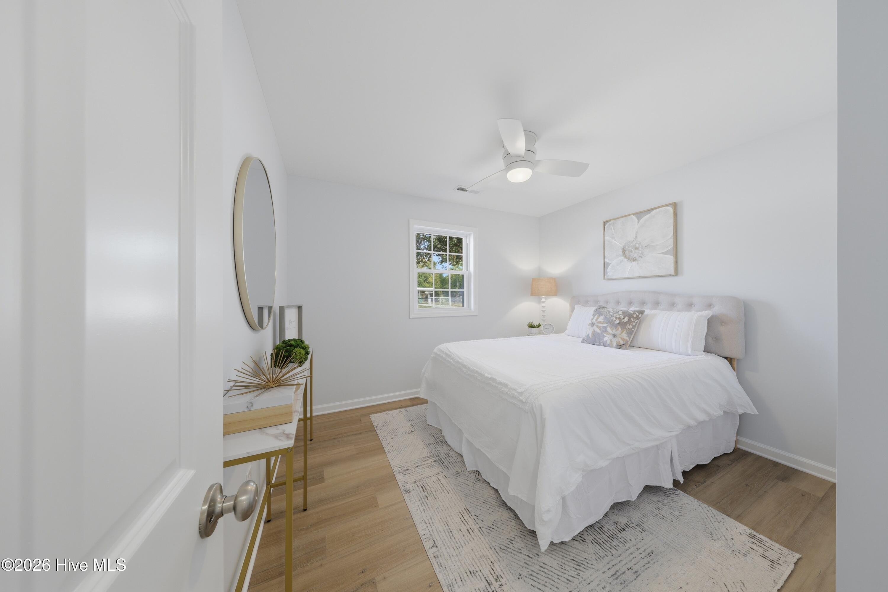 100559150 | Photo 17