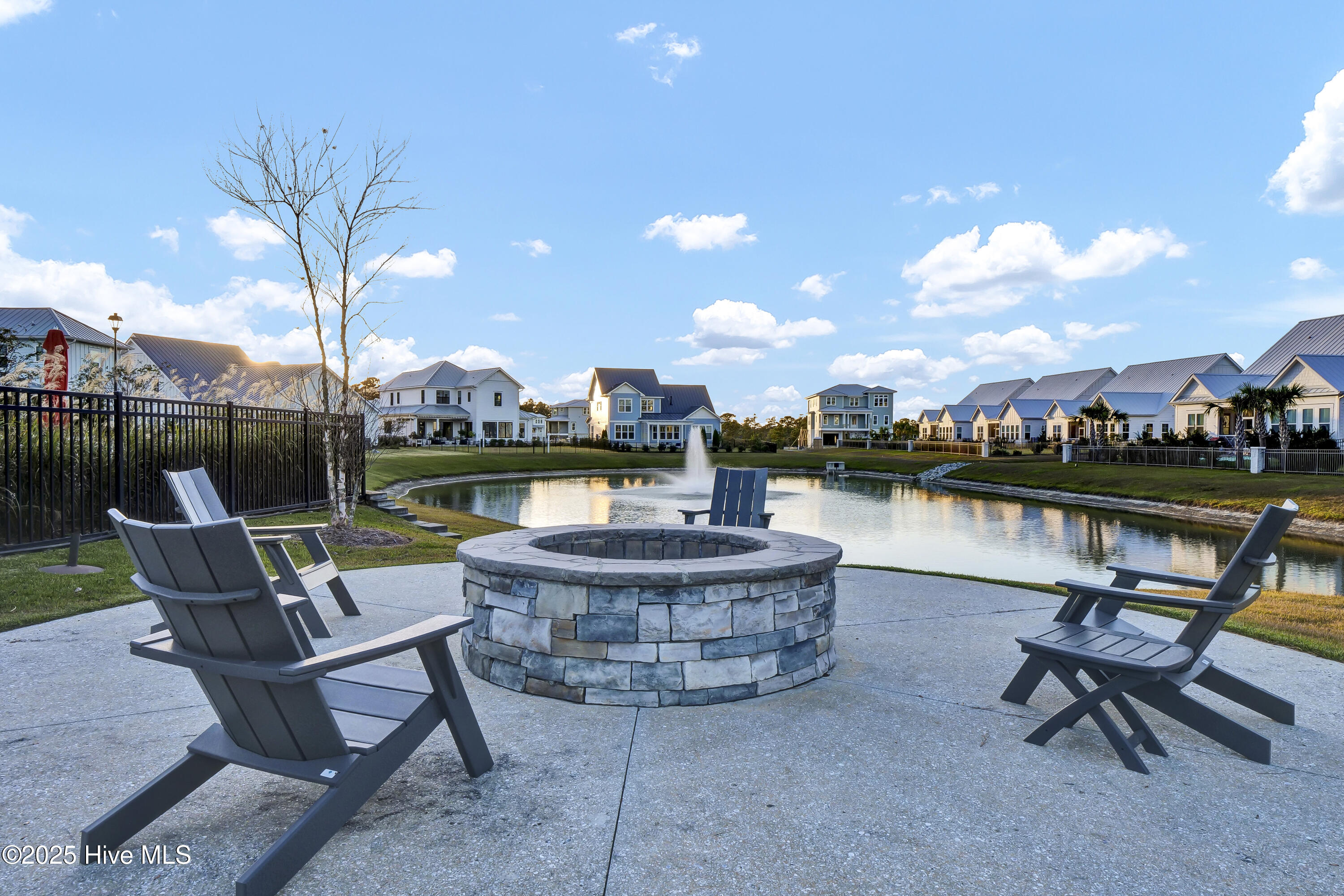 100534317 | Photo 82