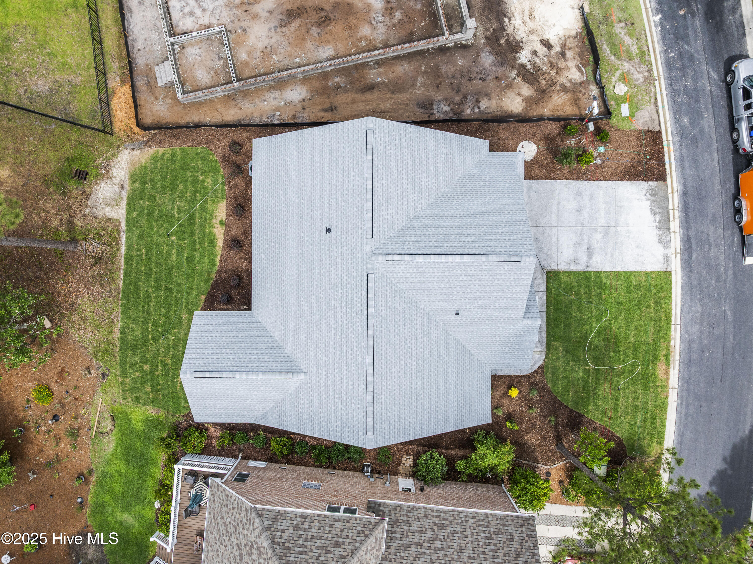 100490321 | Photo 60