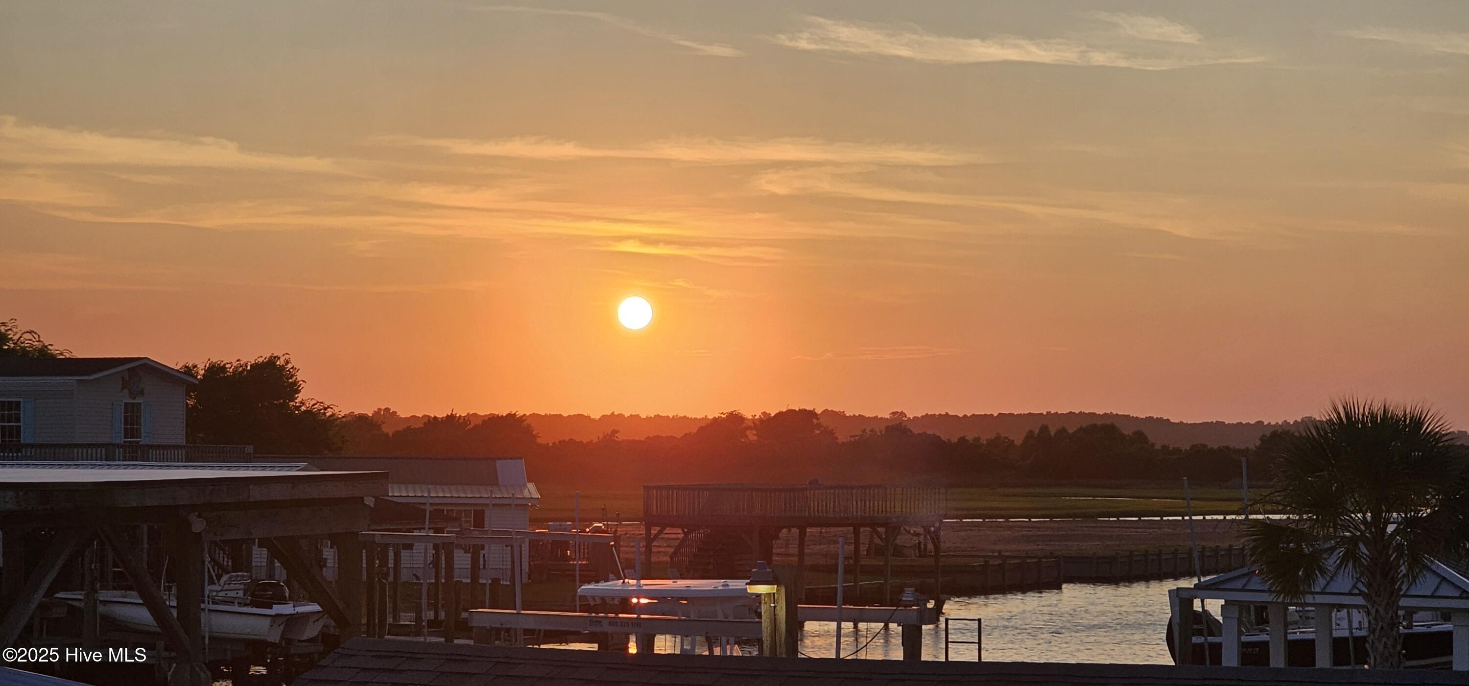Homes for sale in Surf City, NC | 4069 4Th St, Surf City, NC 28445 | MLS# 100517491
