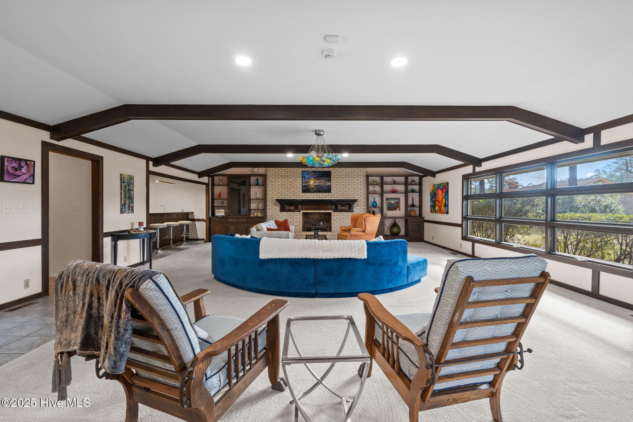 100544236 | Photo 10