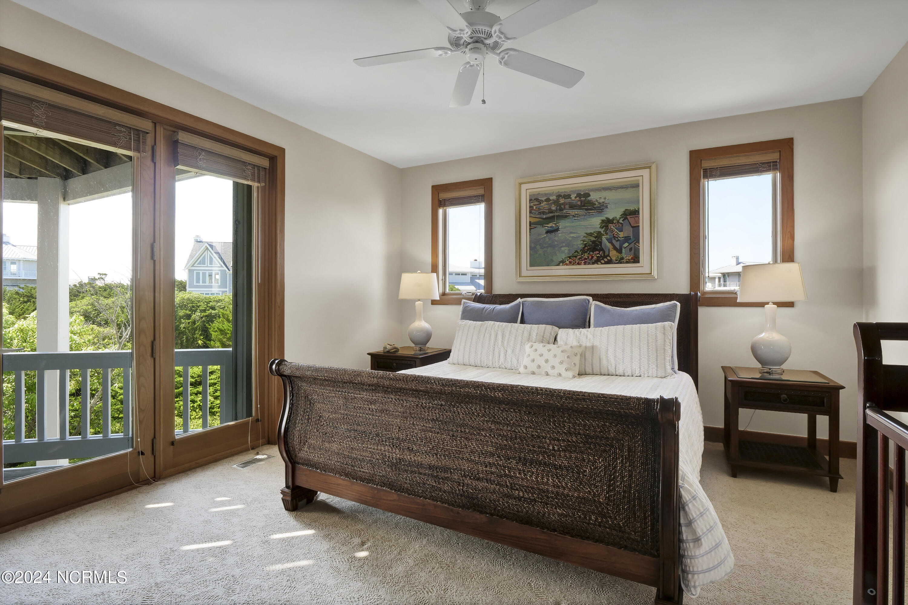 100492123 | Photo 24