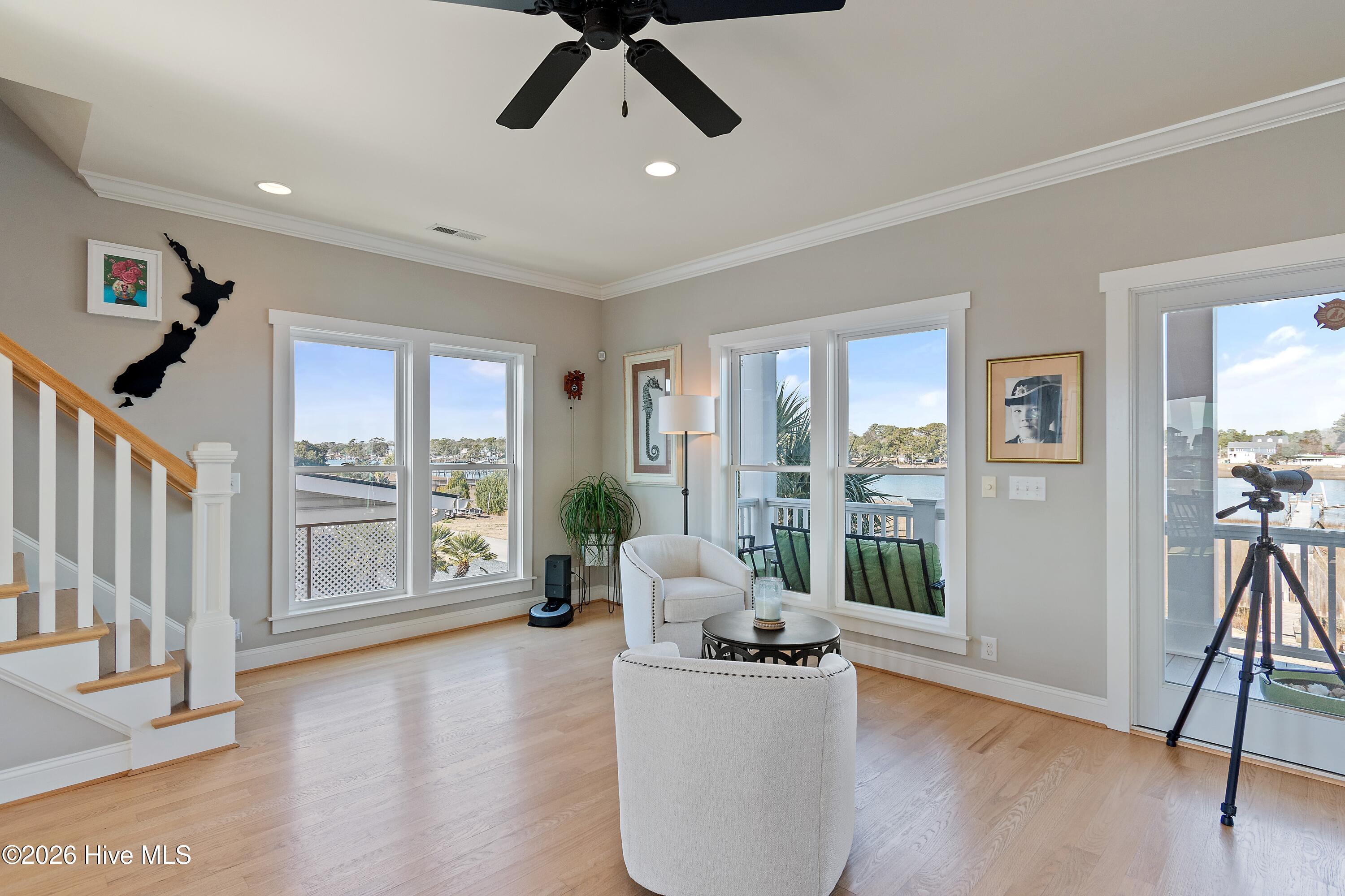 100547870 | Photo 26