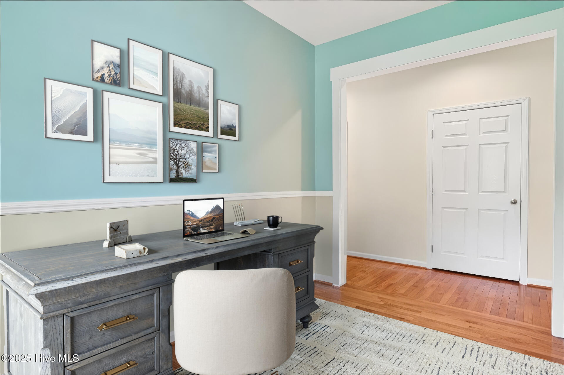 100523832 | Photo 32