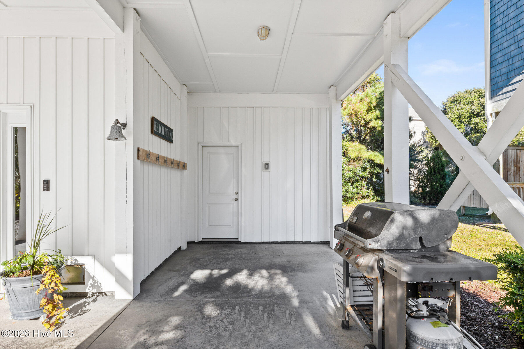 100555892 | Photo 39