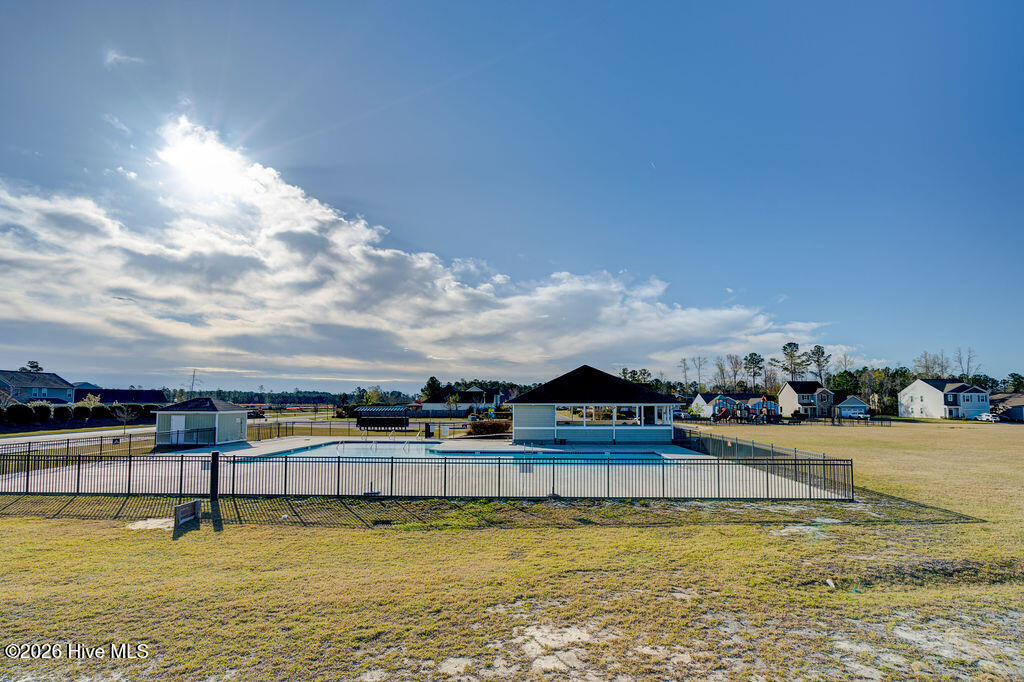 100560192 | Photo 34