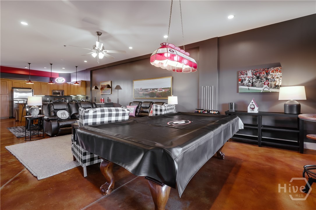 494 Baxter Street 32