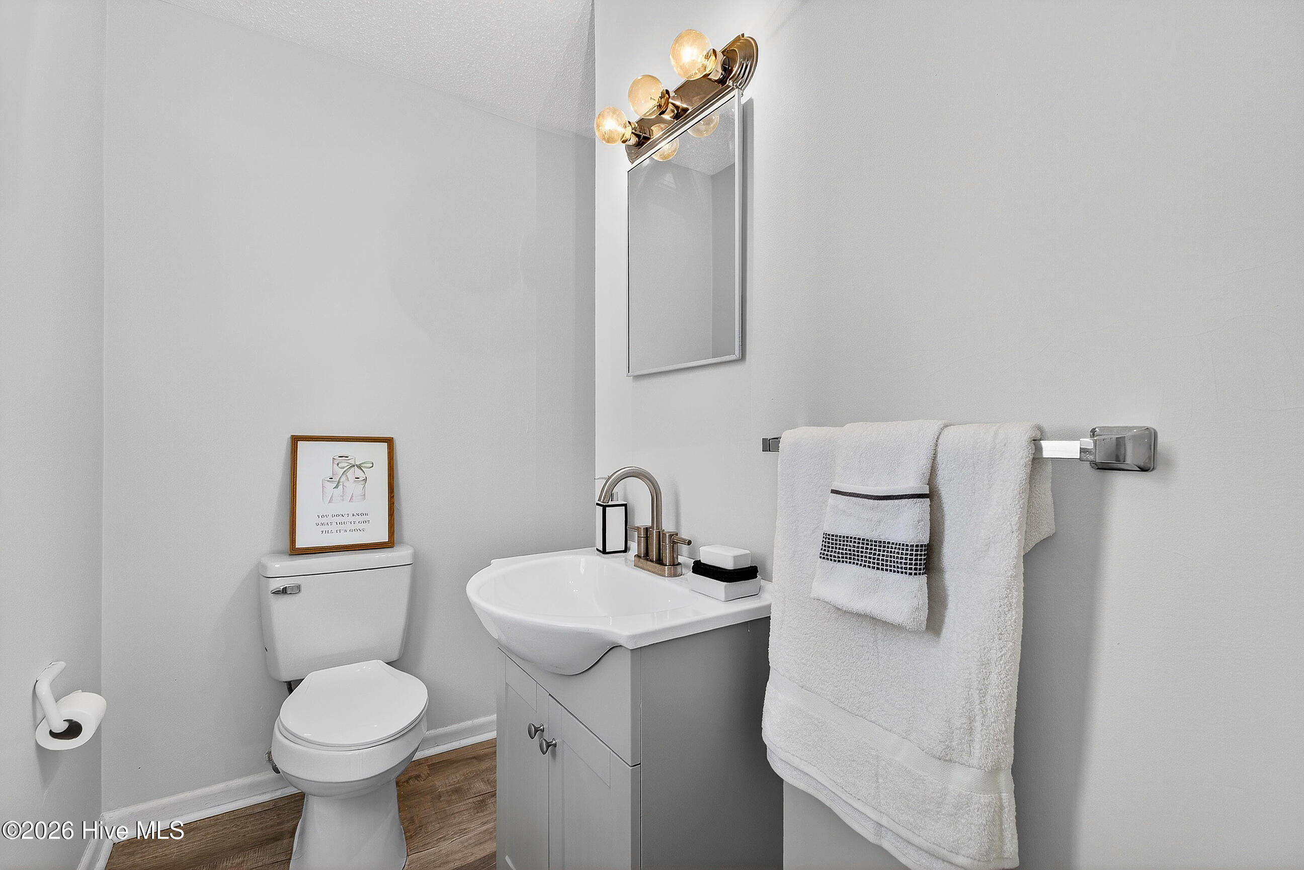 100553454 | Photo 15