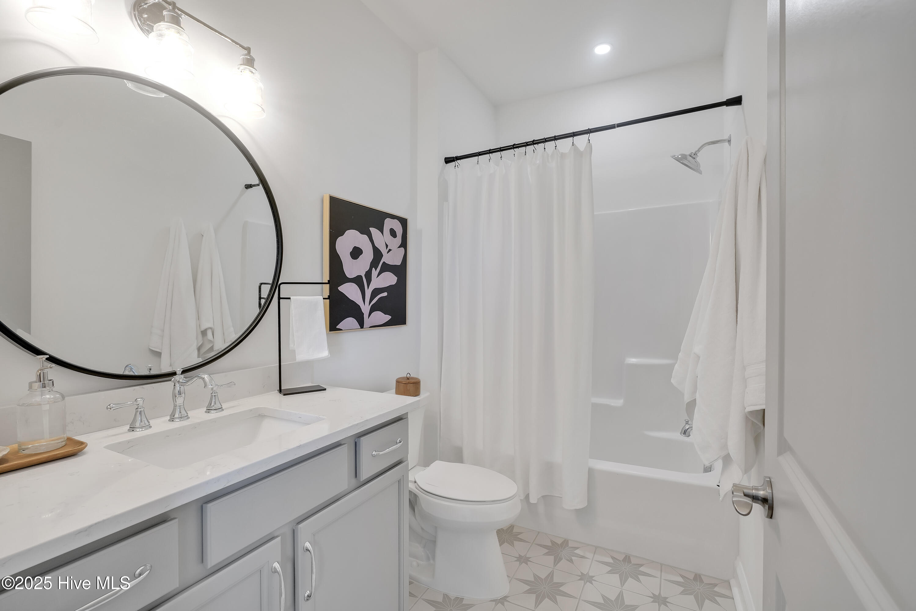 100536346 | Photo 30