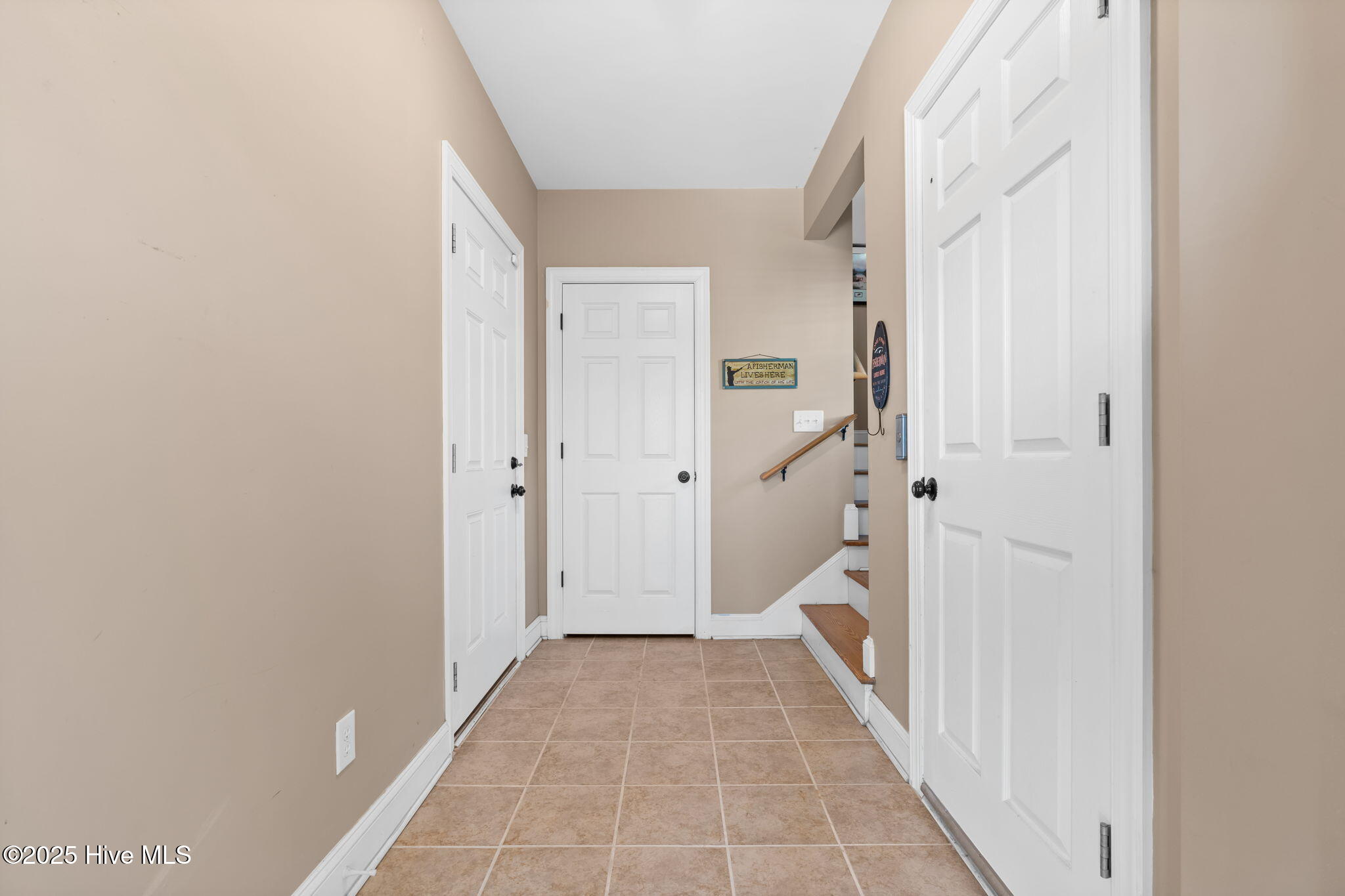 100543841 | Photo 50