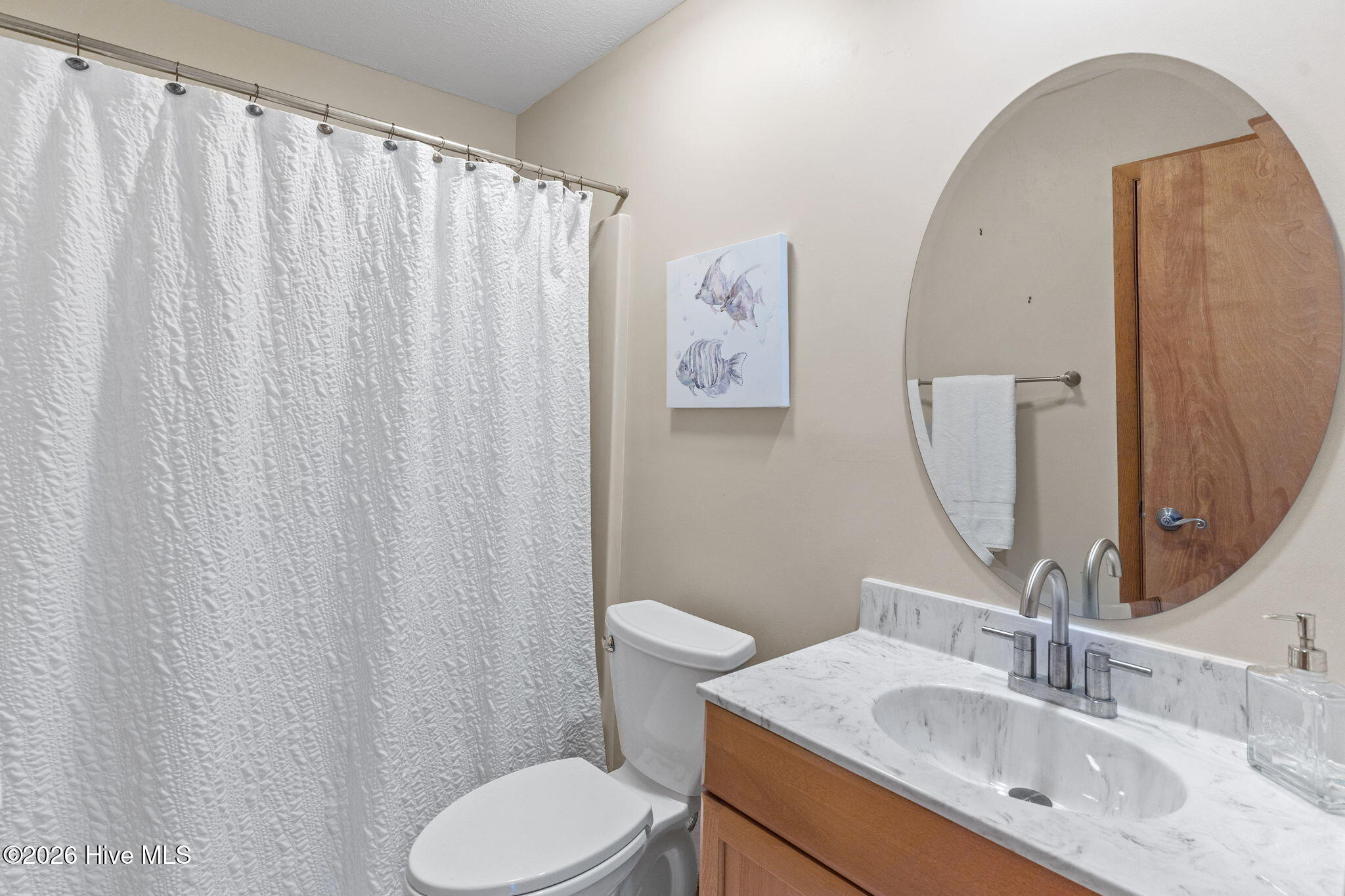 100568995 | Photo 19