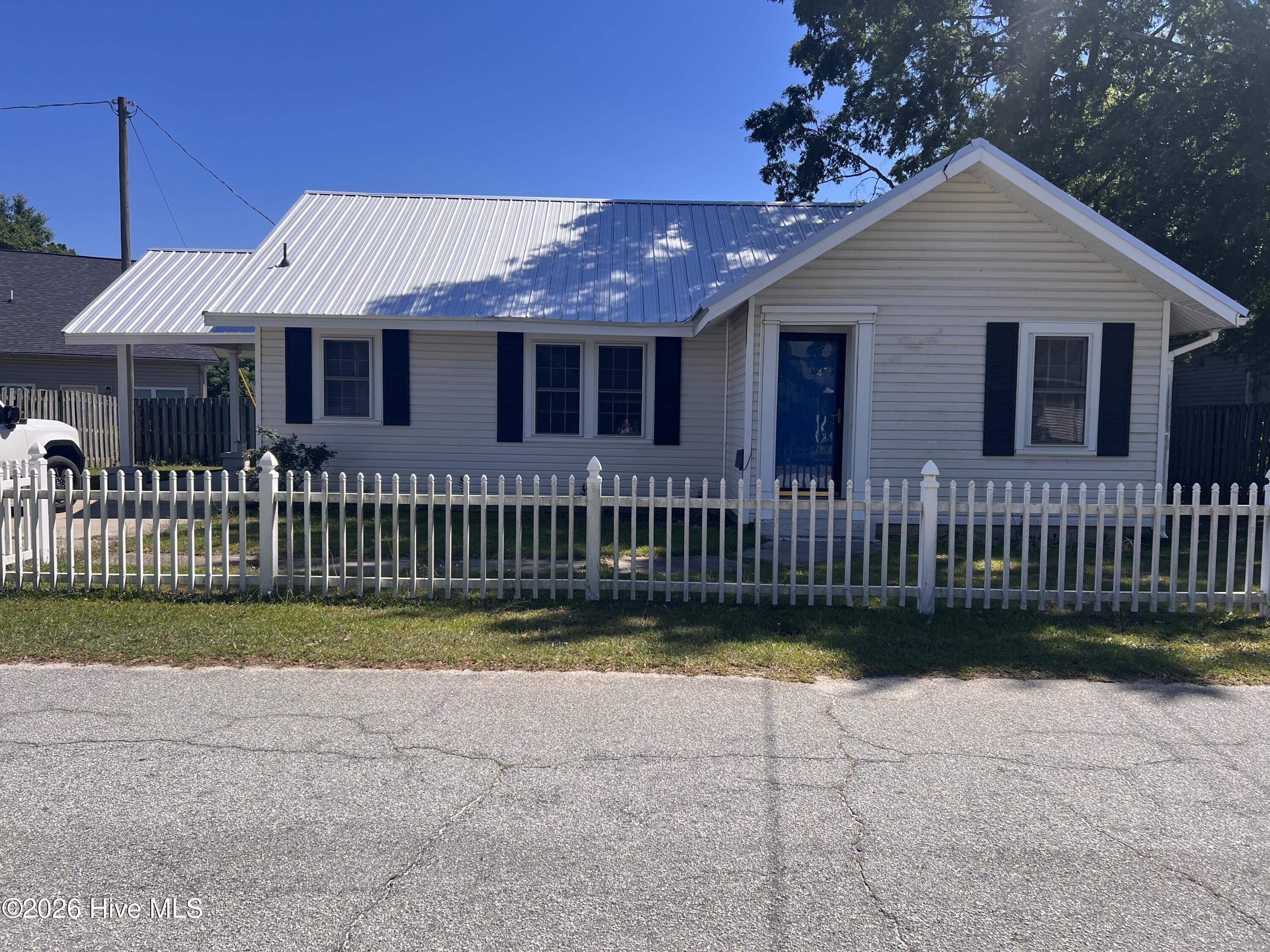 1st image of 223 Holt St, Thomson, GA 30824 | MLS# 100590464