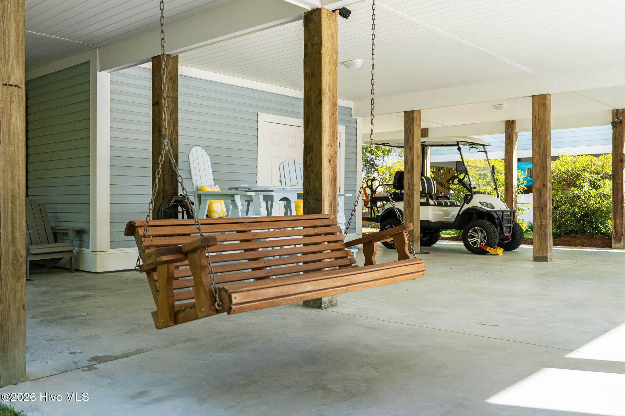 100568593 | Photo 31