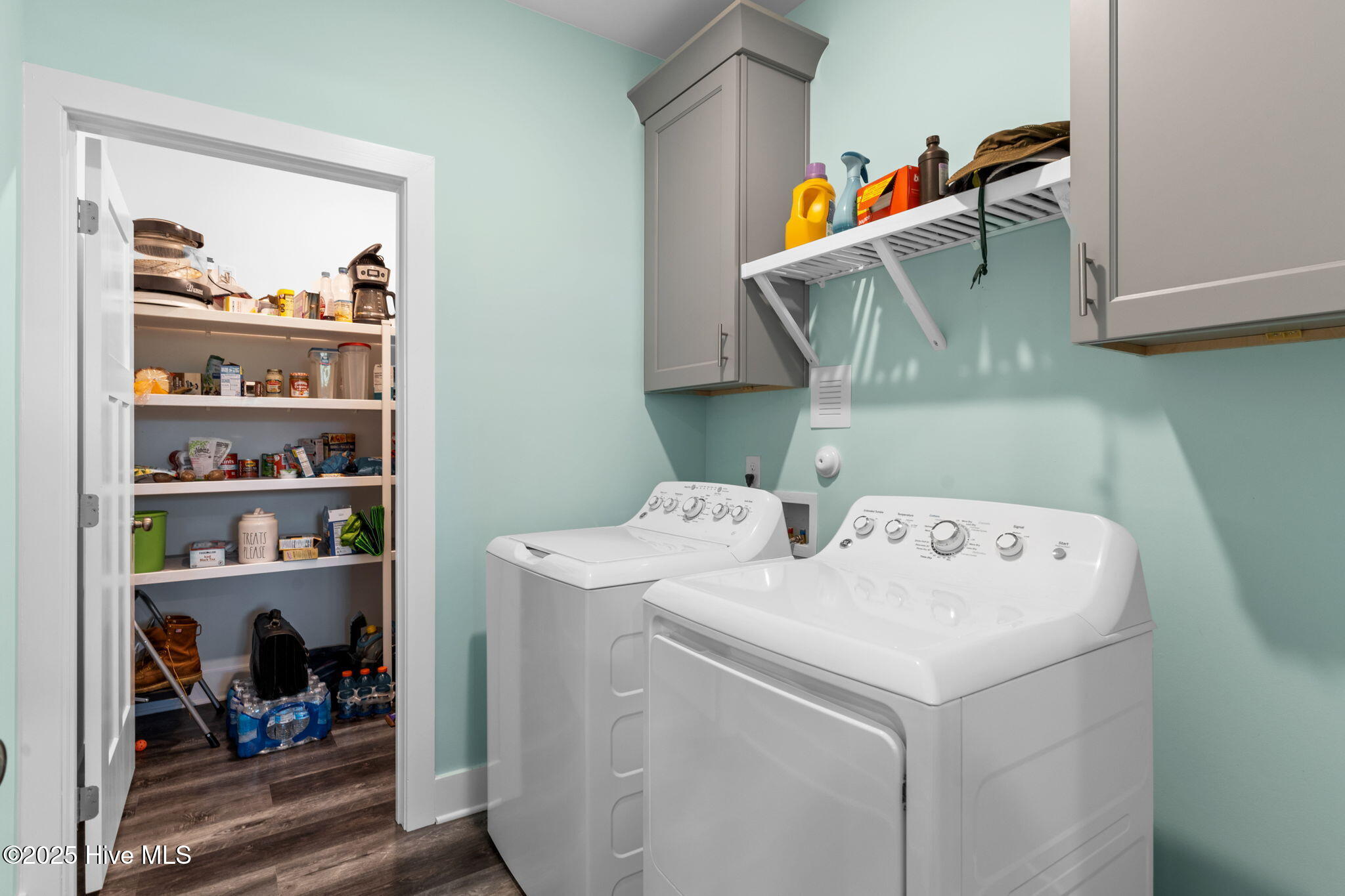 100527753 | Photo 70