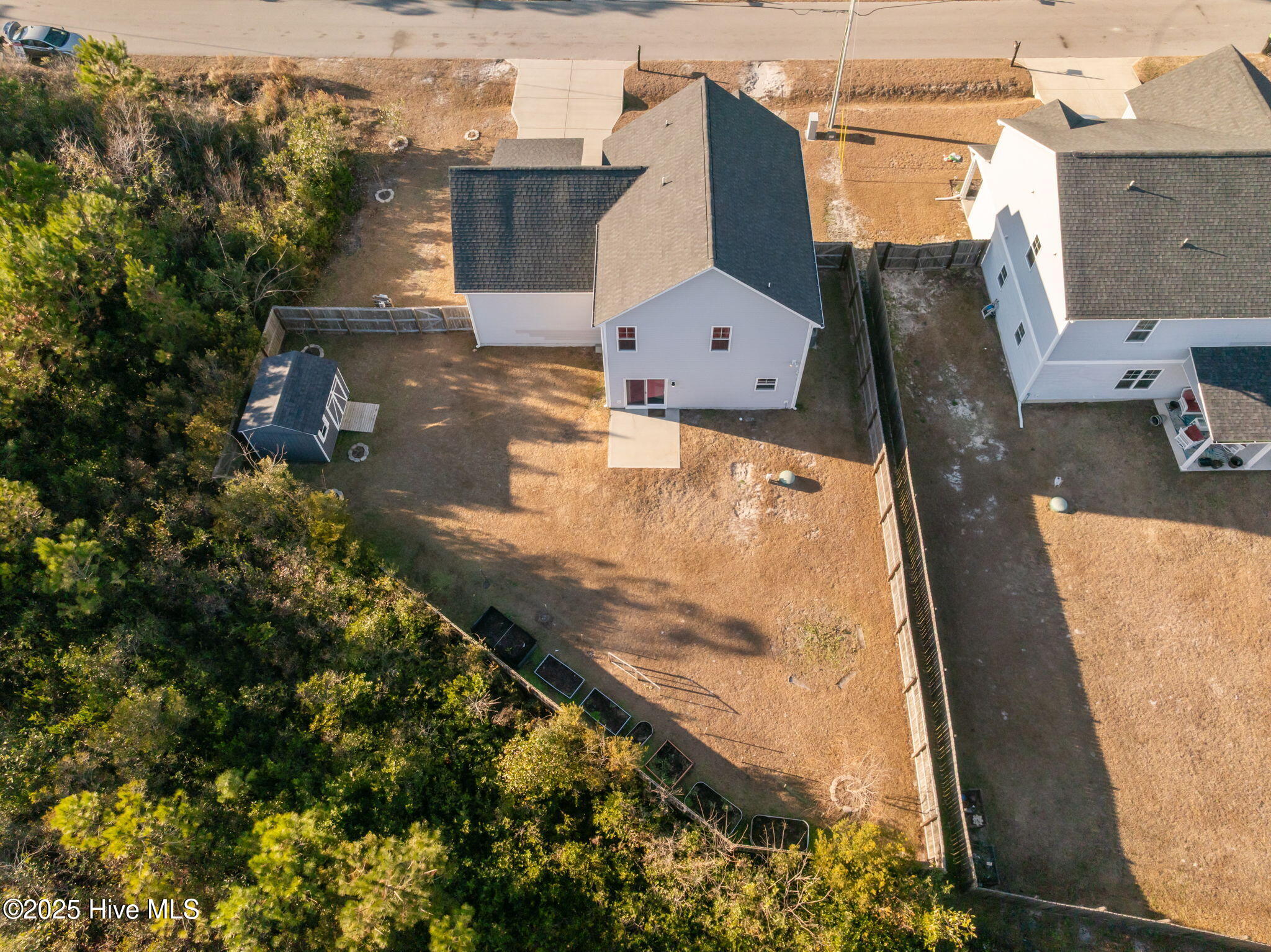 100544347 | Photo 61