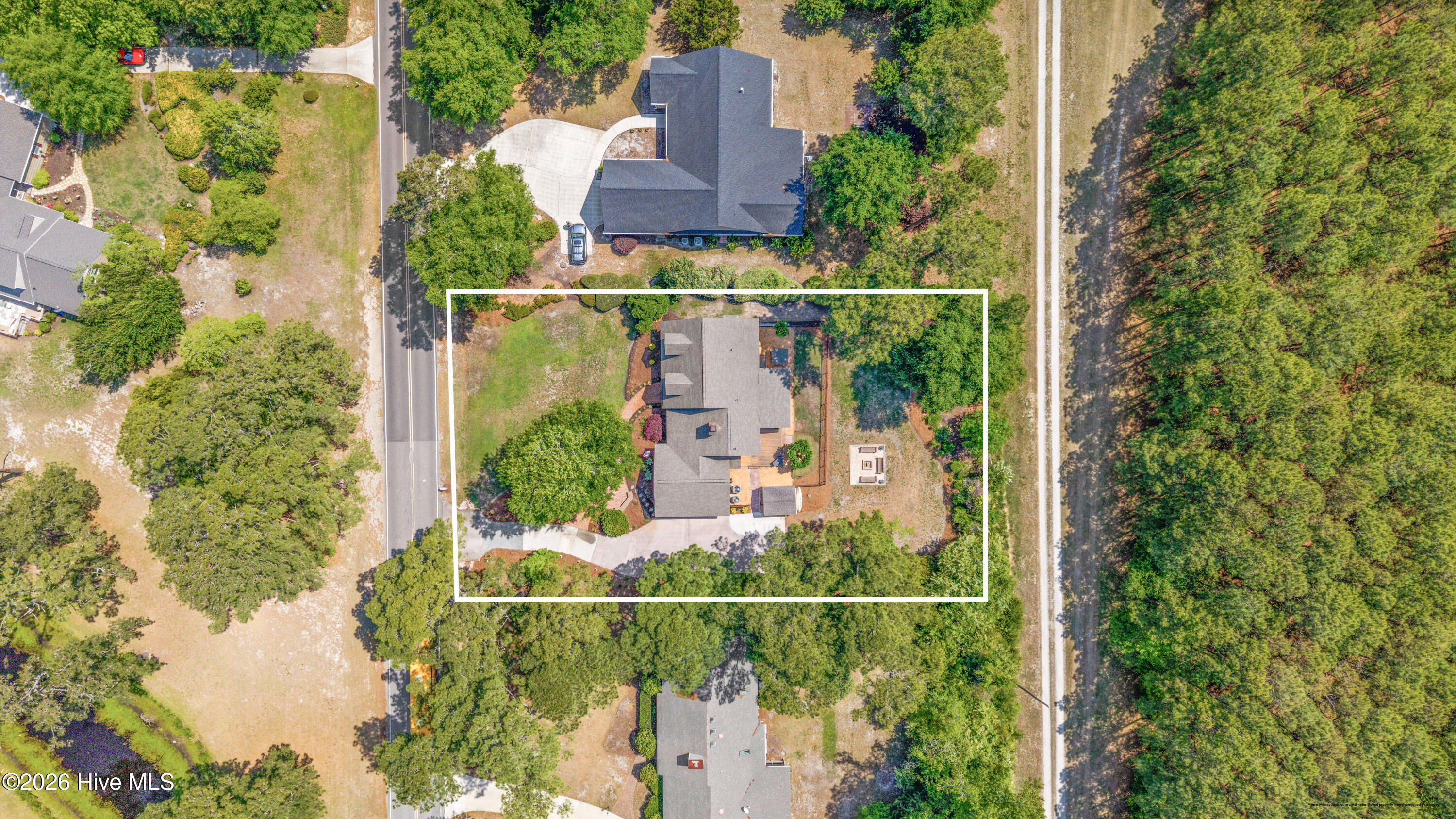 100569922 | Photo 70