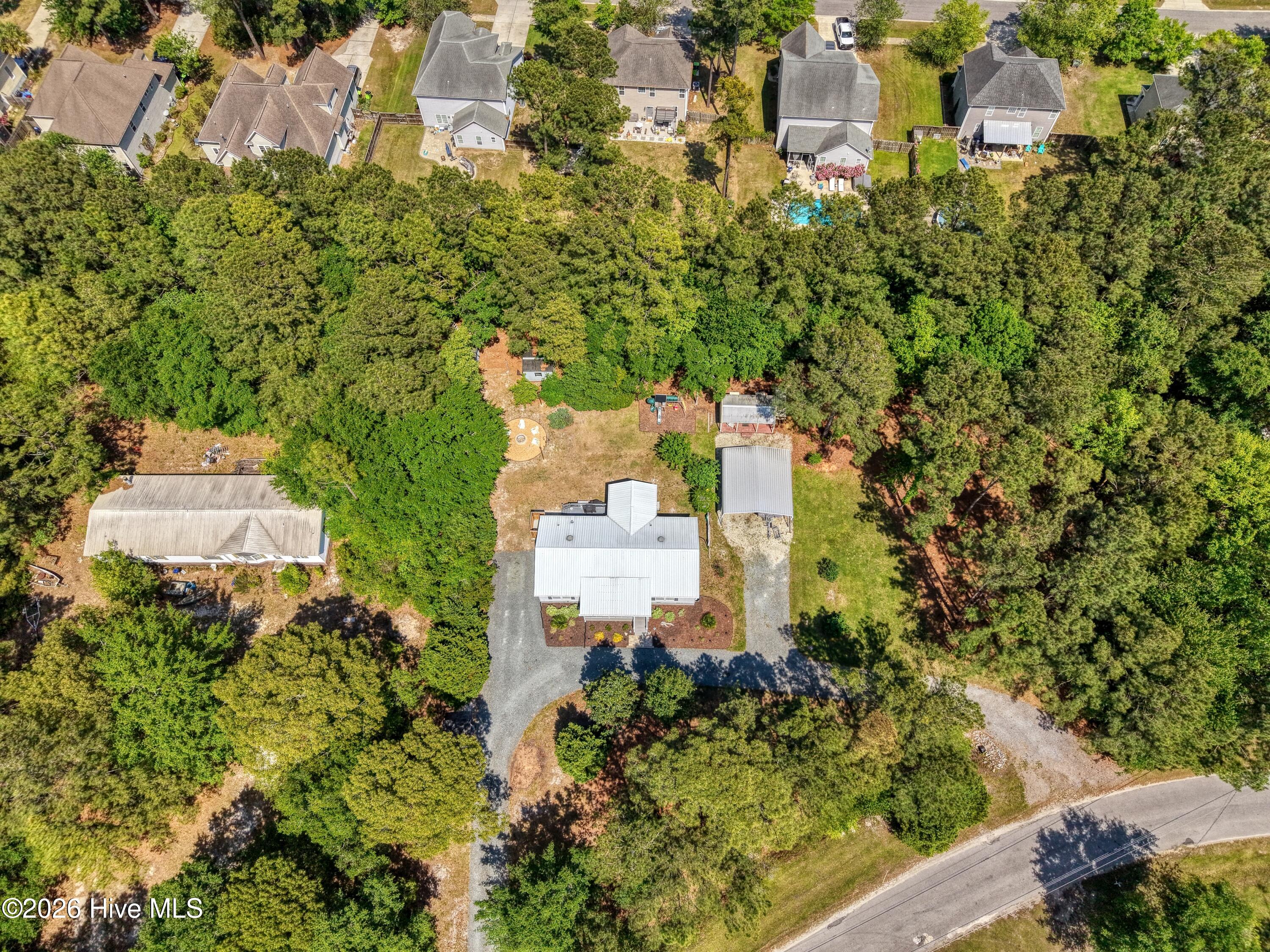 100570246 | Photo 24