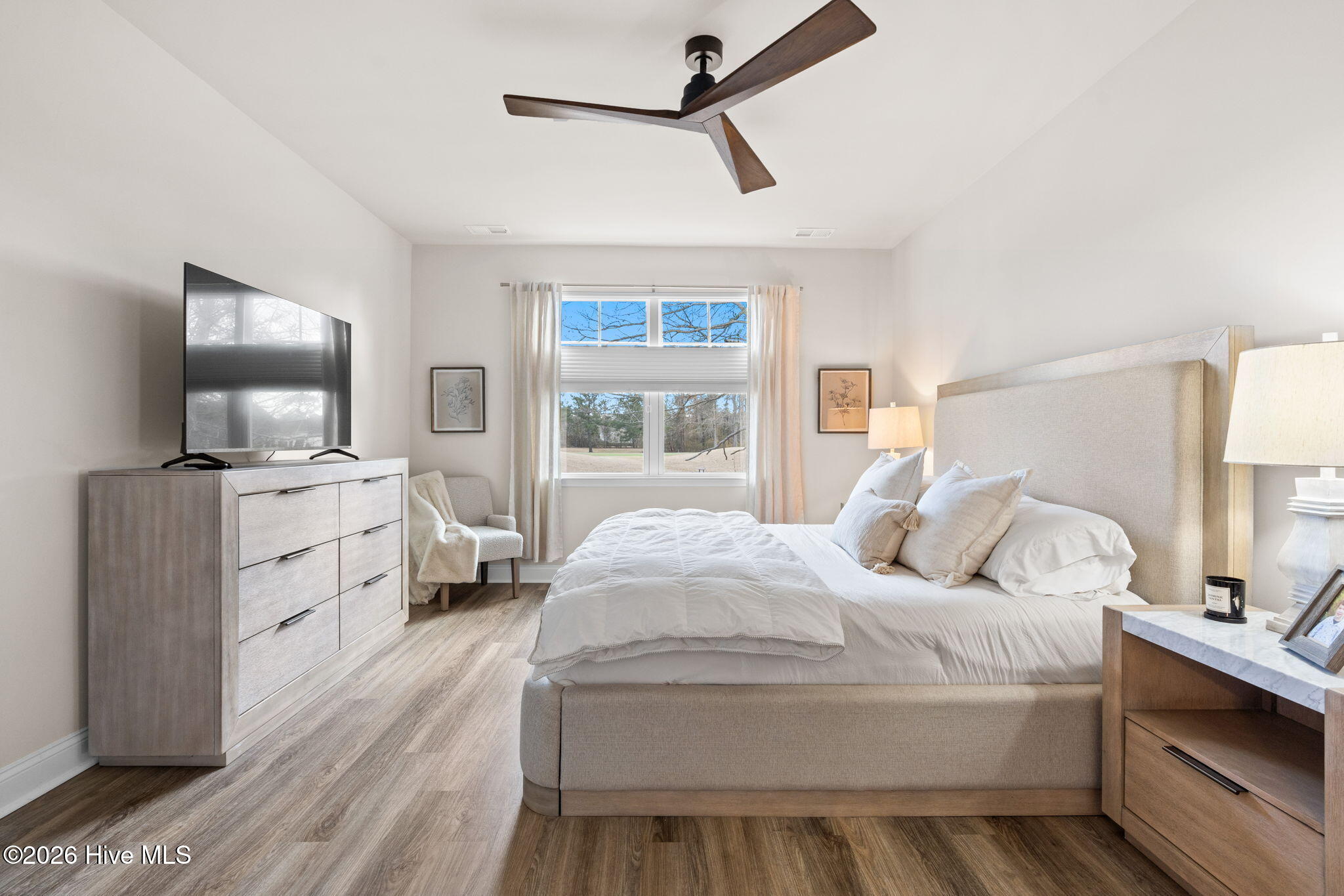 100555775 | Photo 20