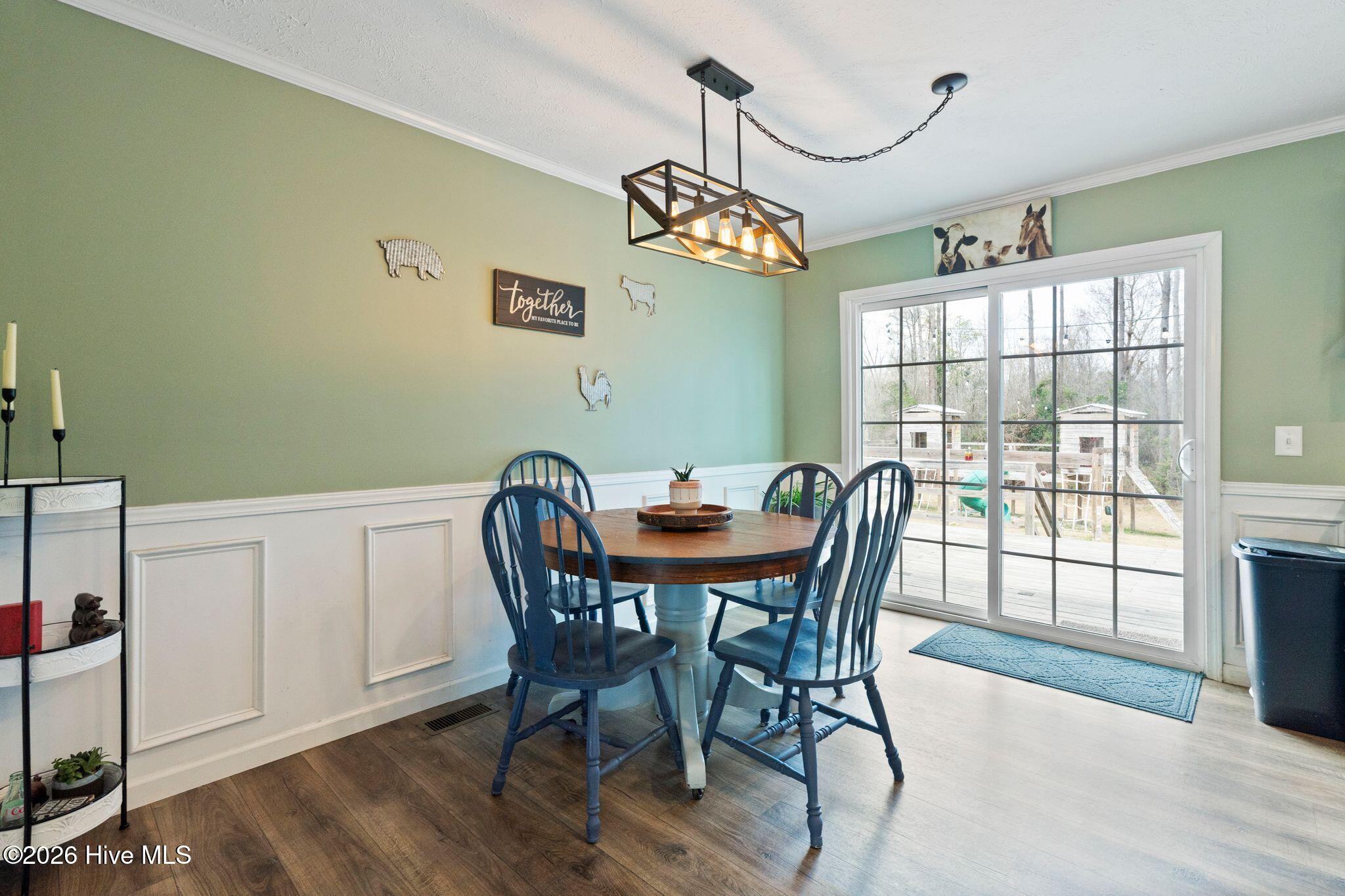 100559666 | Photo 16