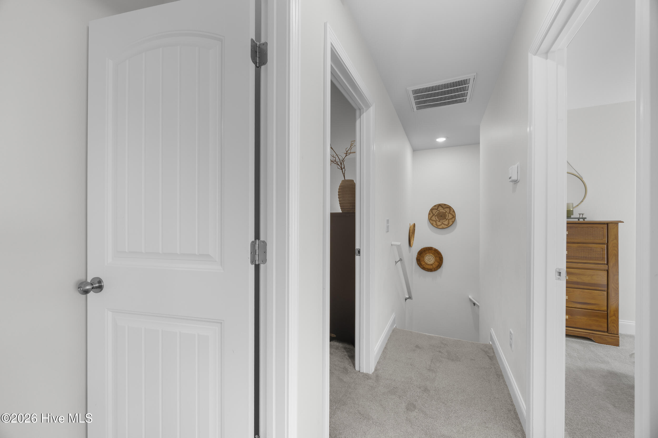 100563466 | Photo 13