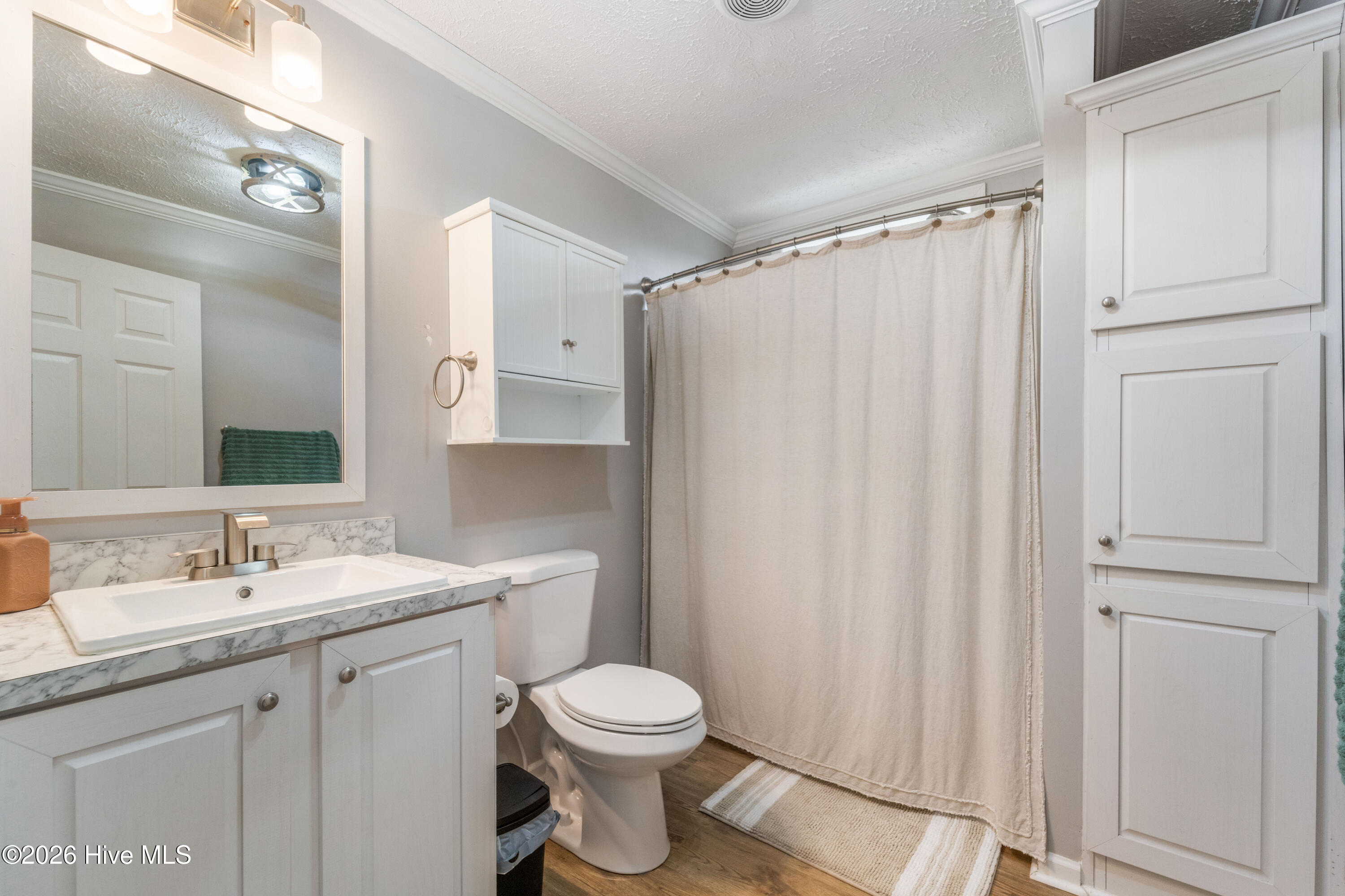 100547365 | Photo 29