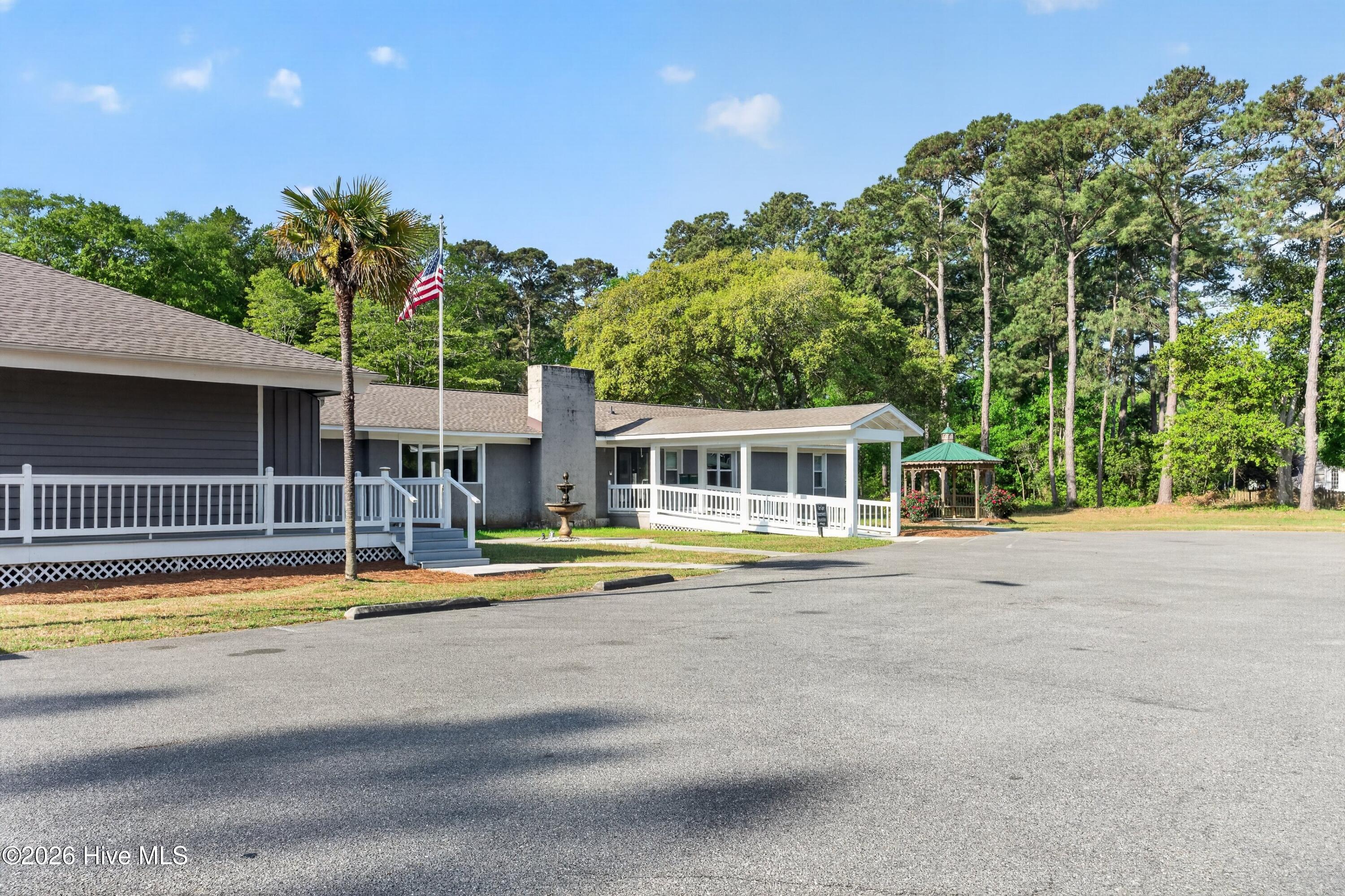 100567726 | Photo 44