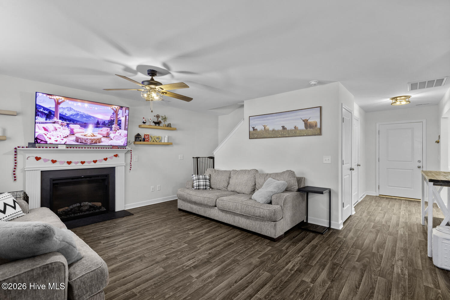 100549890 | Photo 14