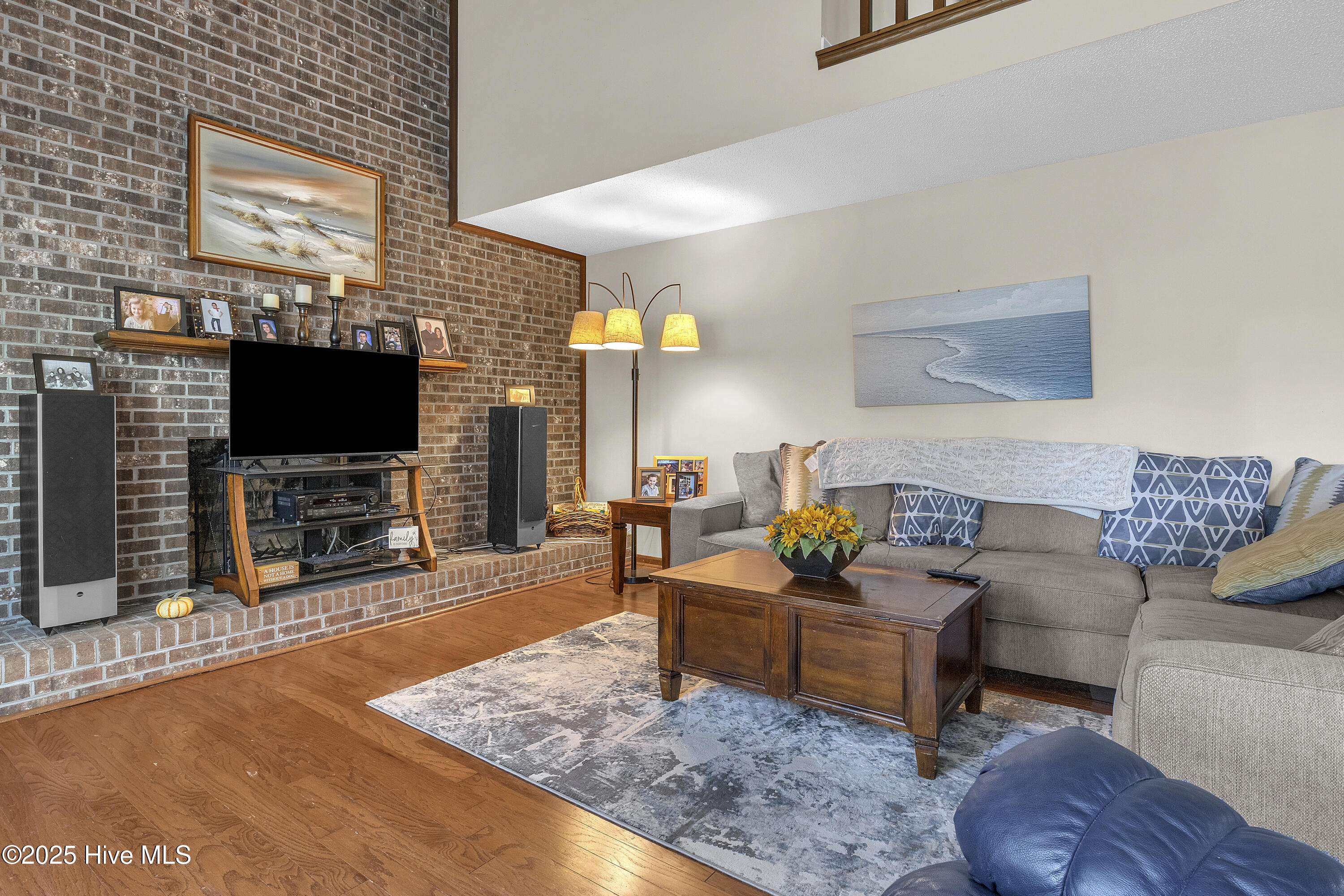 100480579 | Photo 13