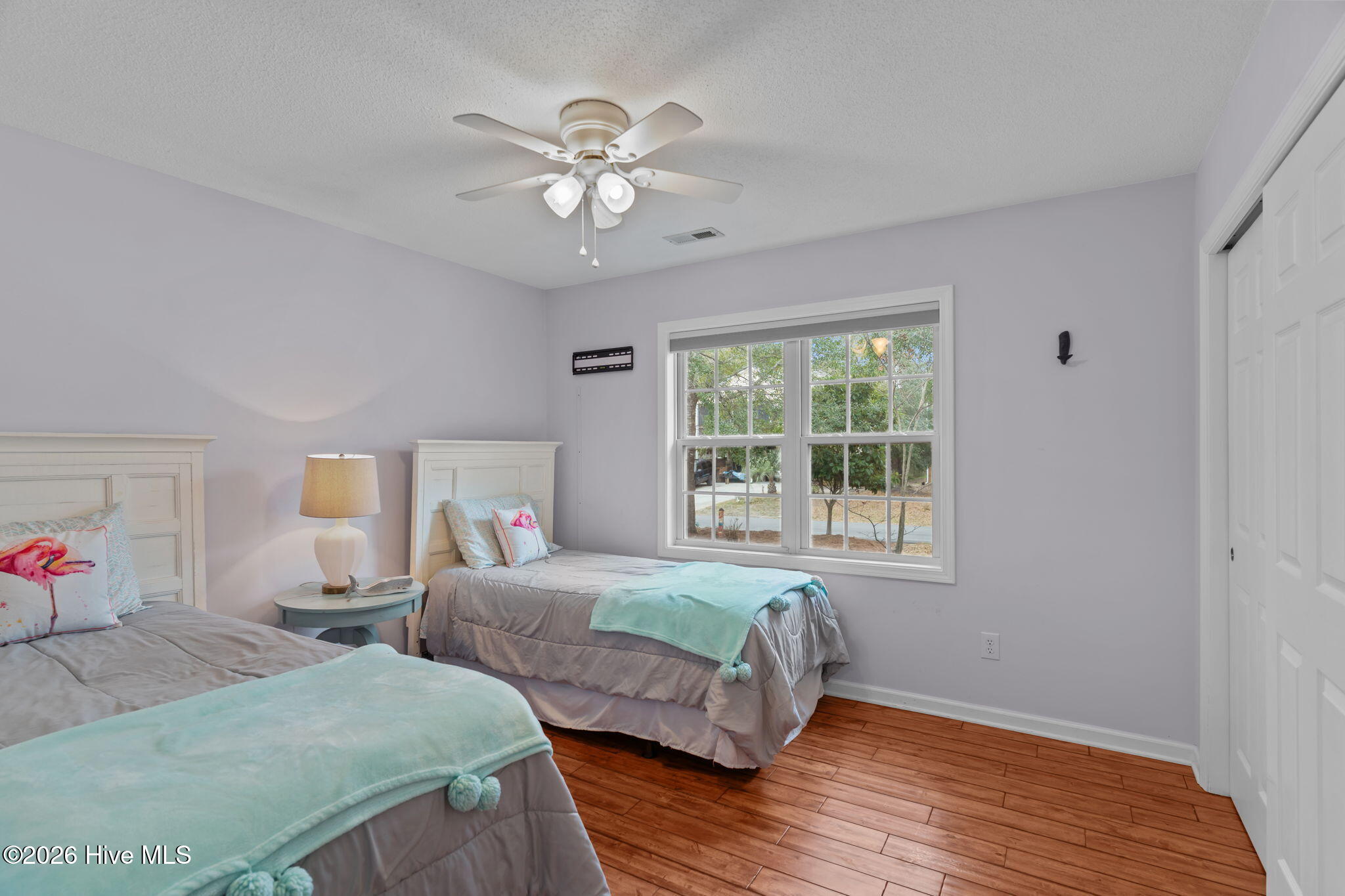 100555796 | Photo 38