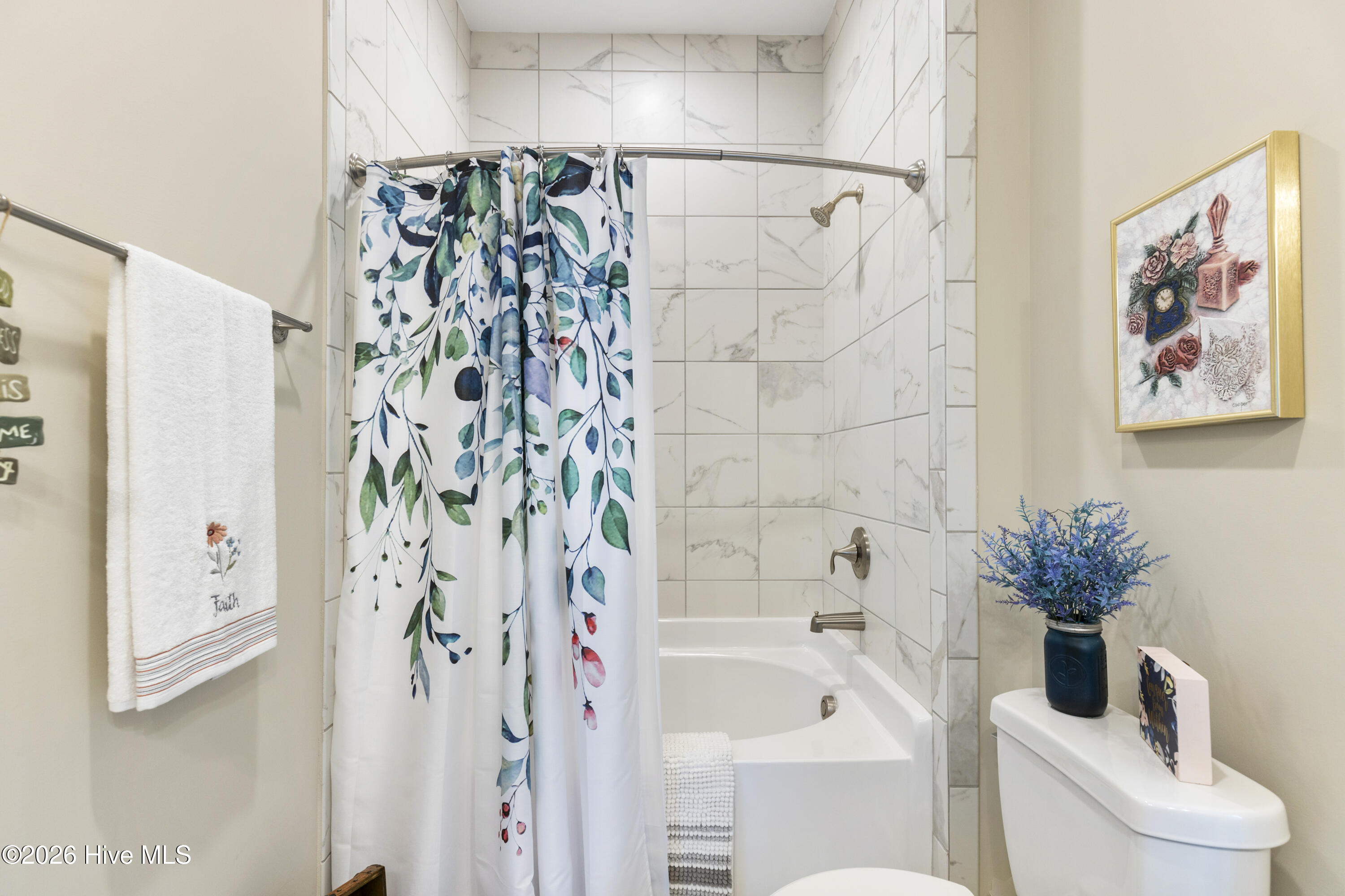 100551646 | Photo 31