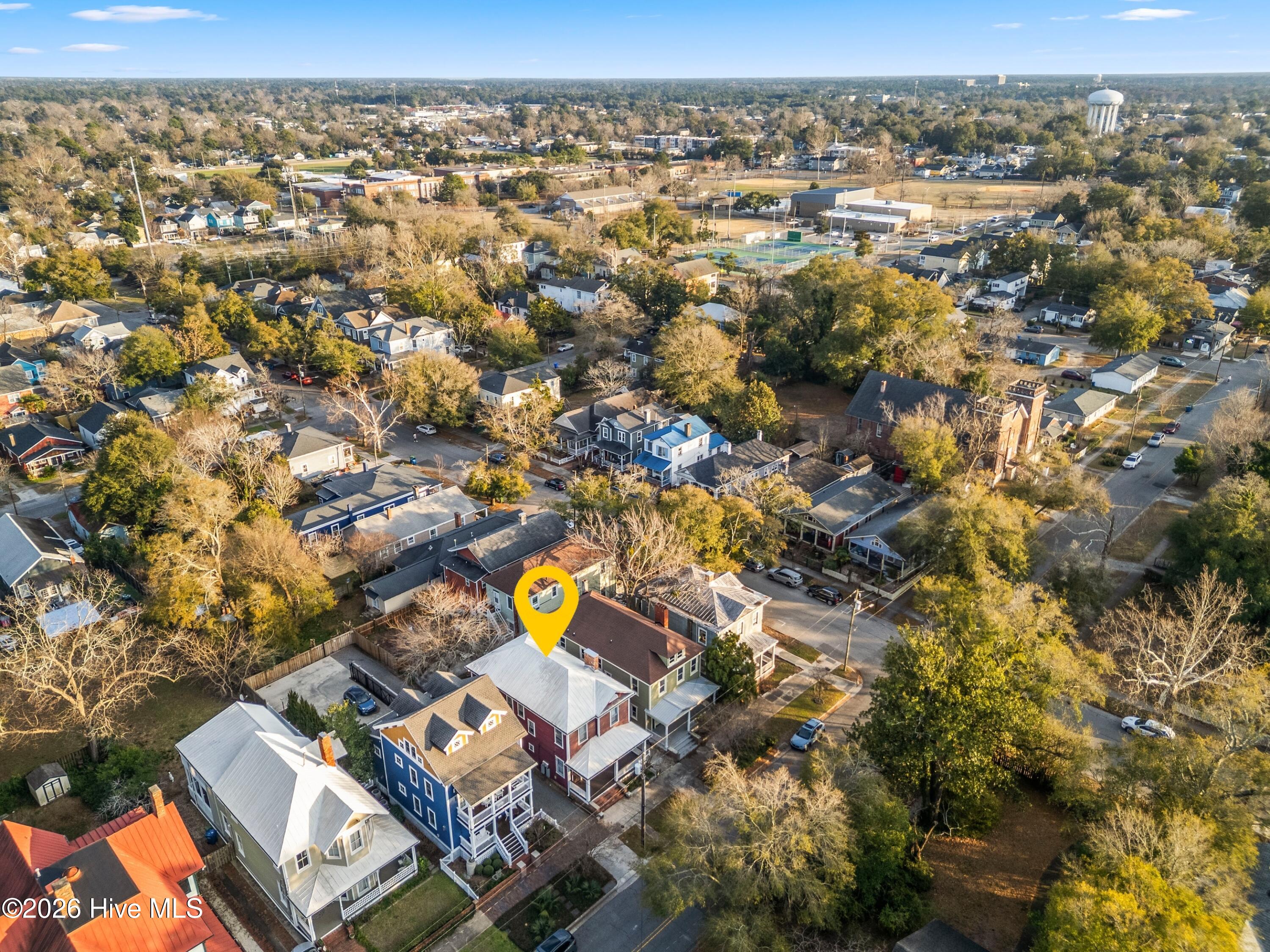 100549514 | Photo 45