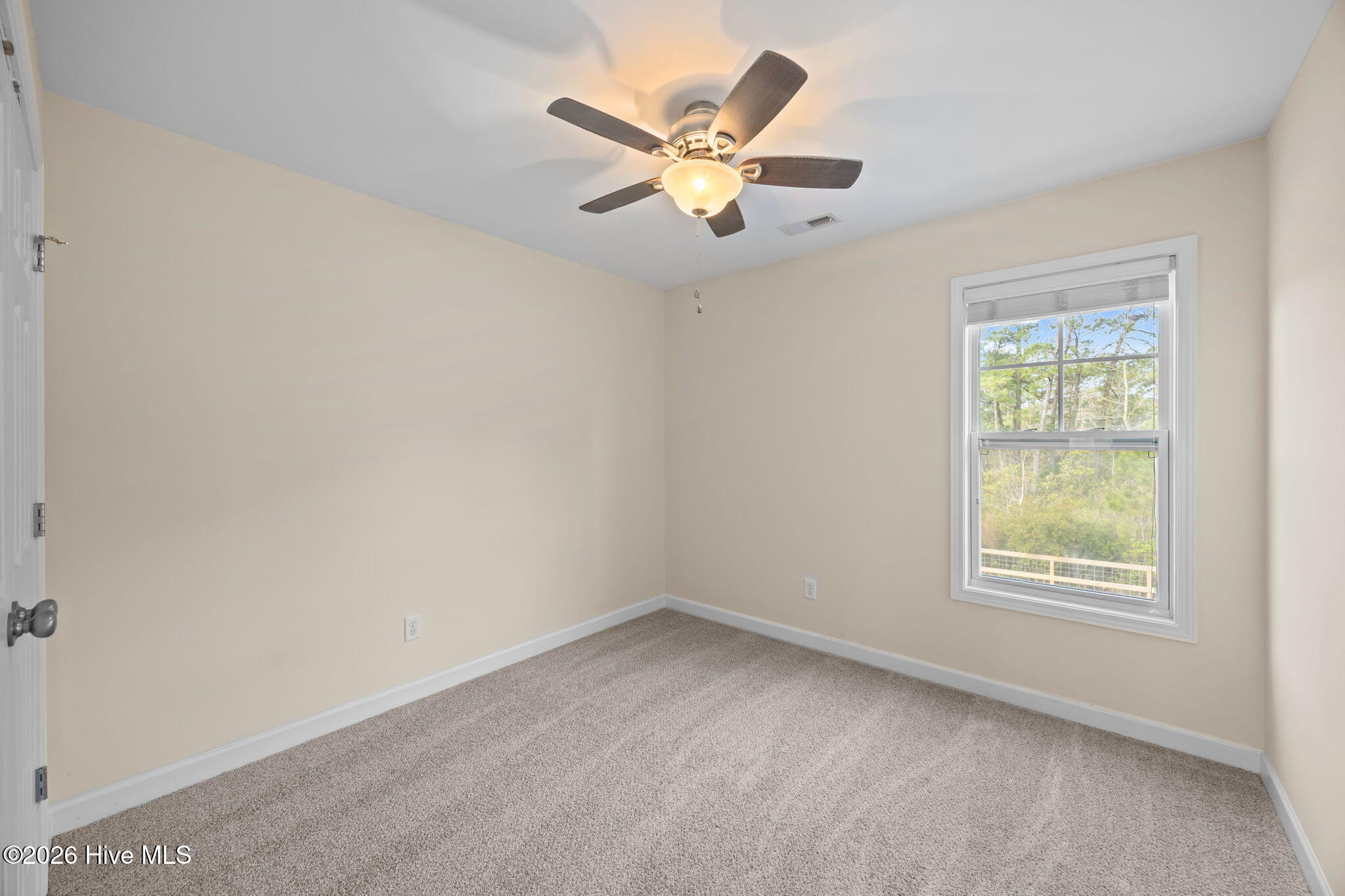 100557440 | Photo 21