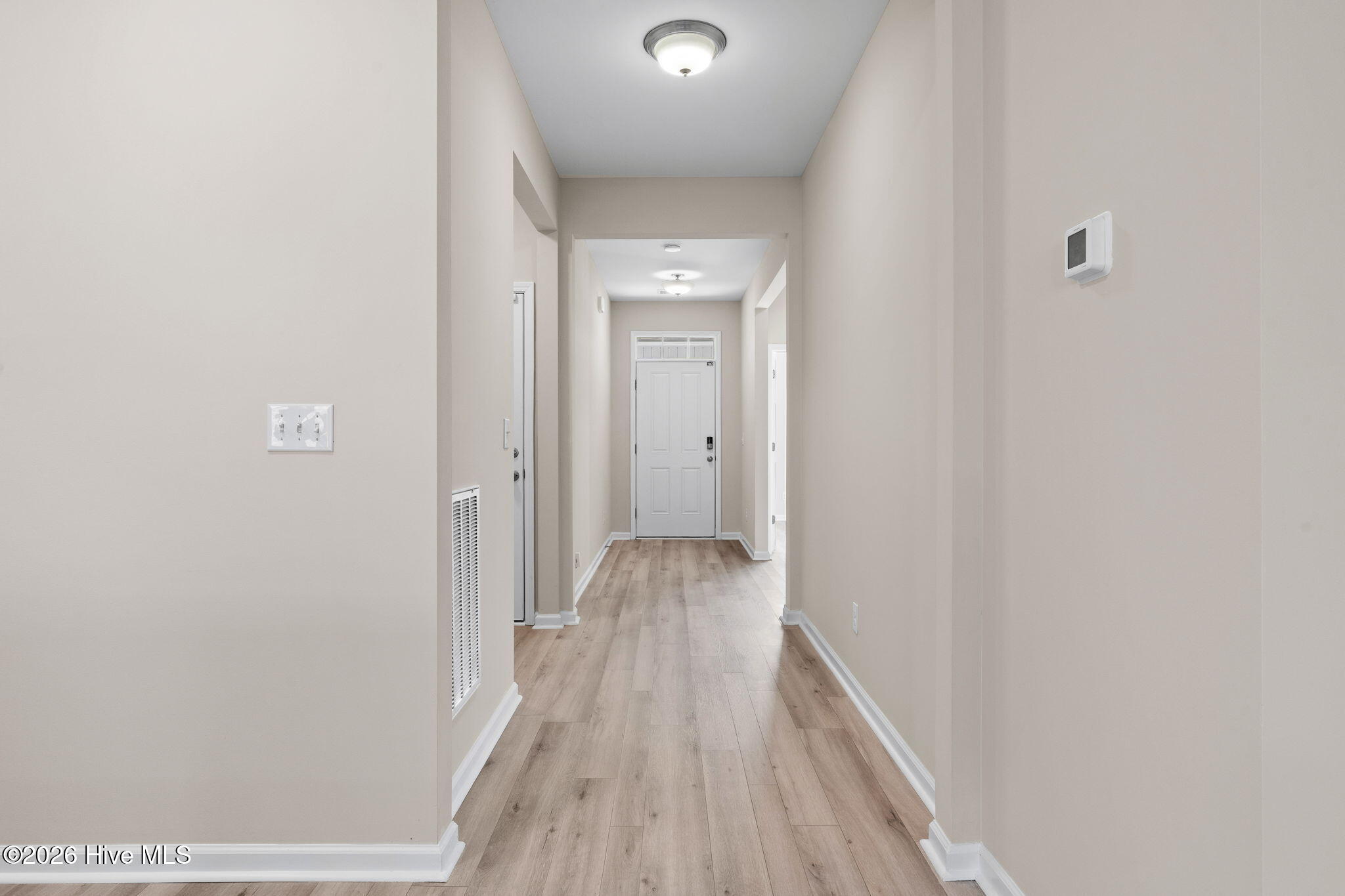 100555628 | Photo 26