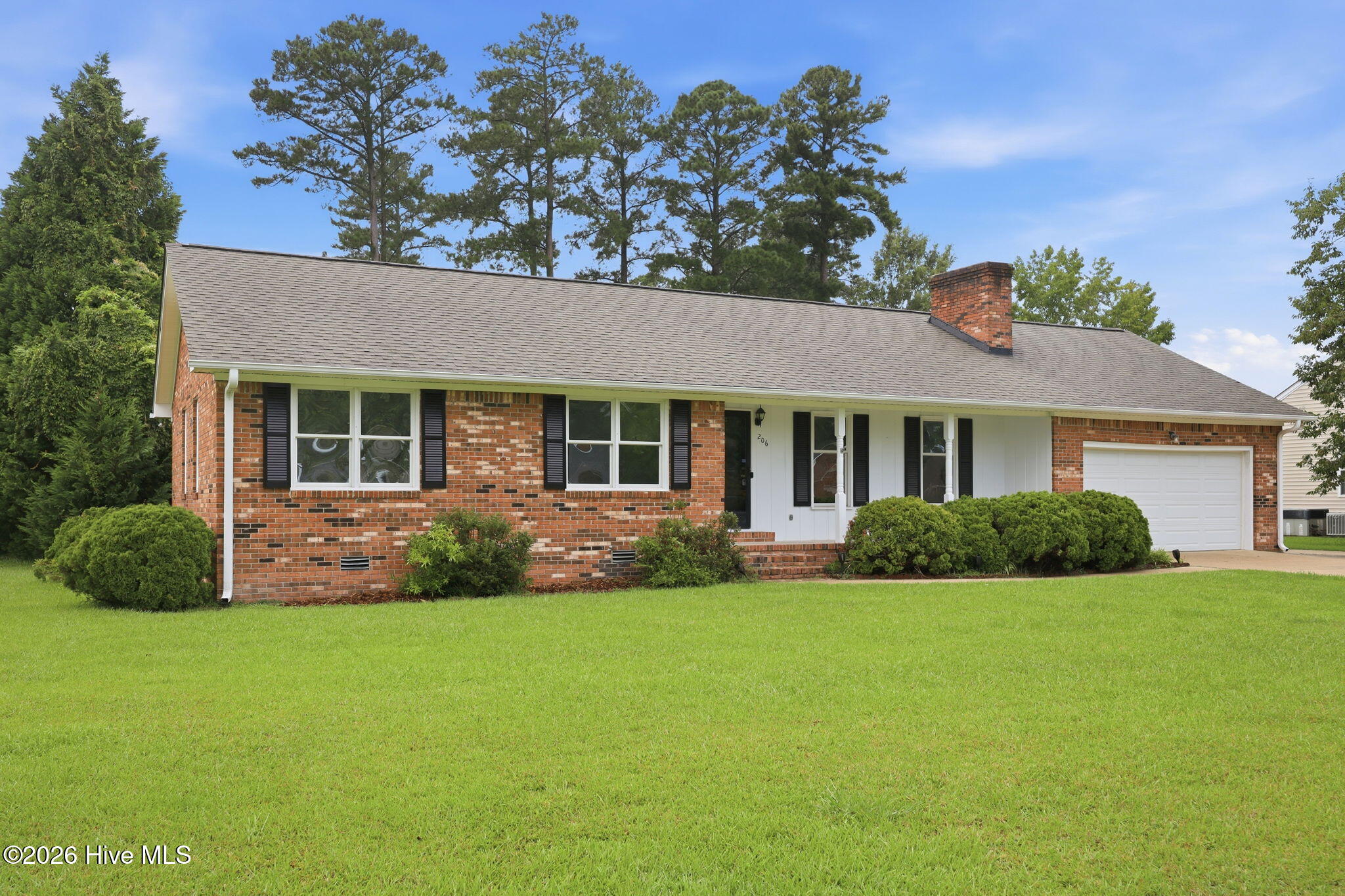 3rd image of 206 Ellison Dr, Washington, NC 27889 | MLS# 100591258