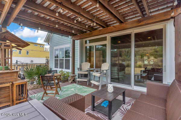 100545282 | Photo 43