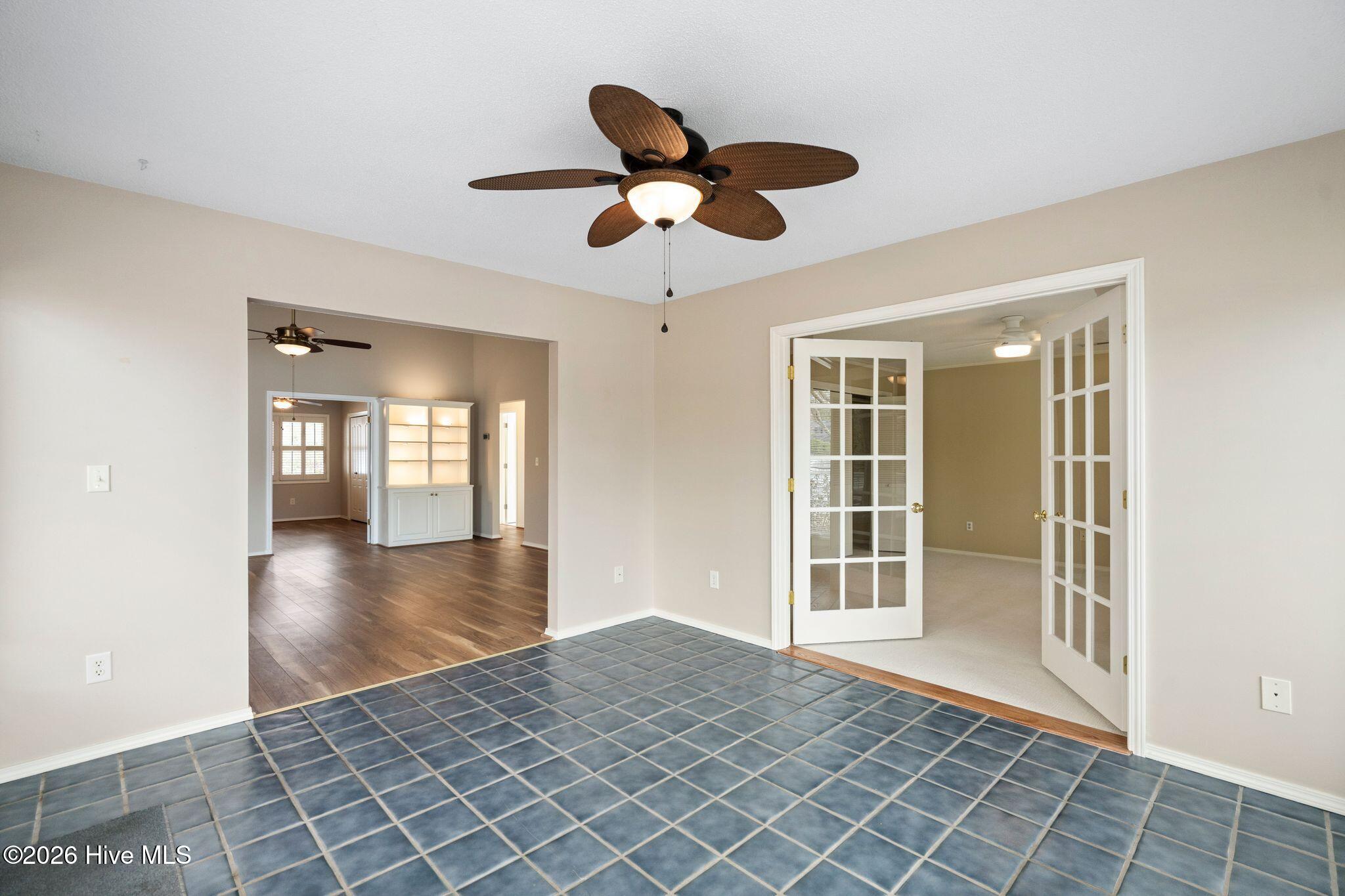 100558644 | Photo 20