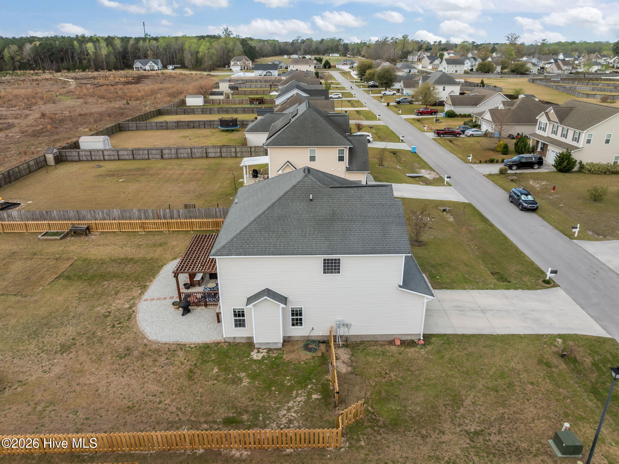 100560524 | Photo 57