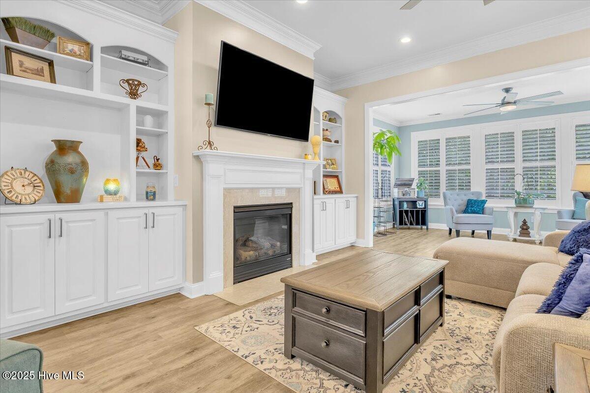 100544439 | Photo 17