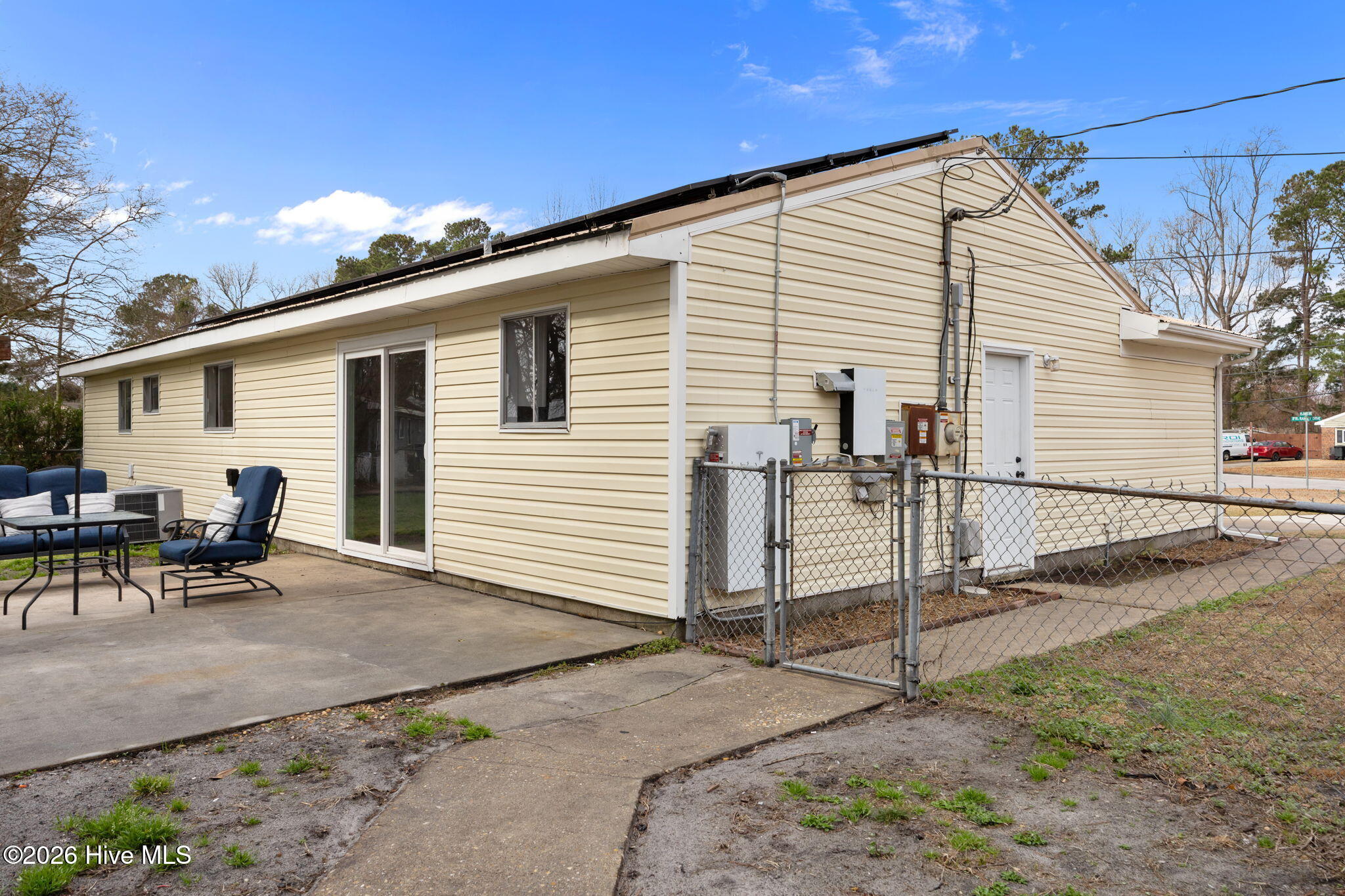 100559433 | Photo 49