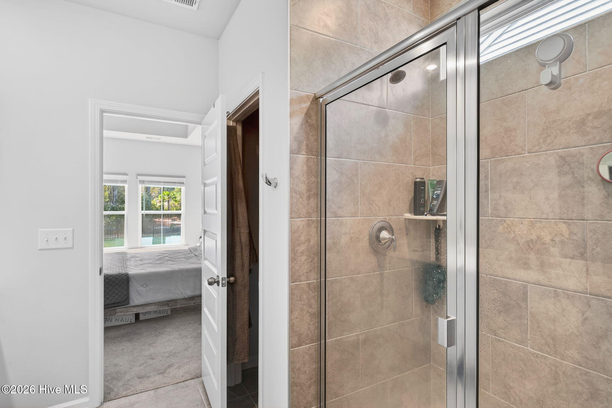 100559811 | Photo 22