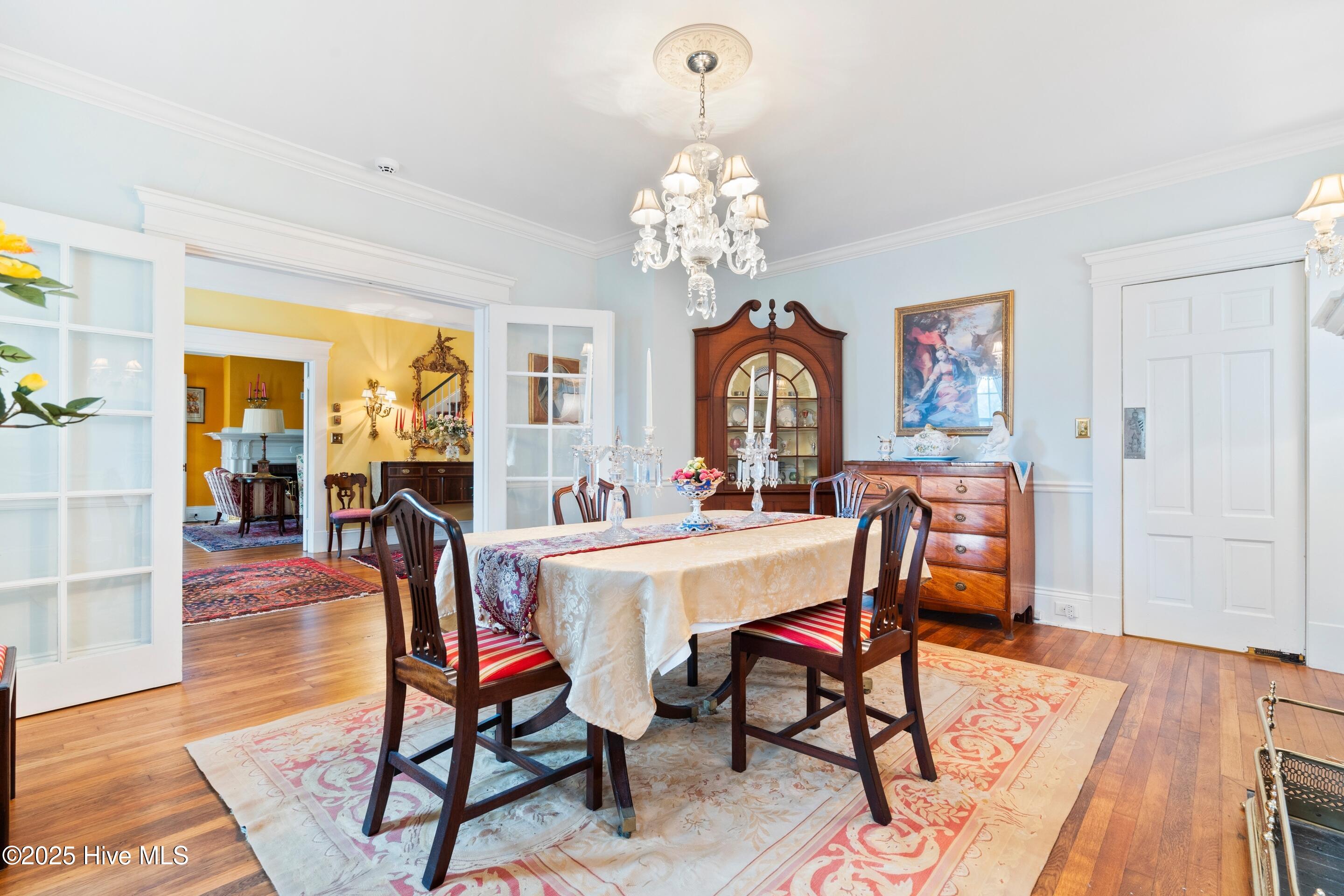 100553658 | Photo 19