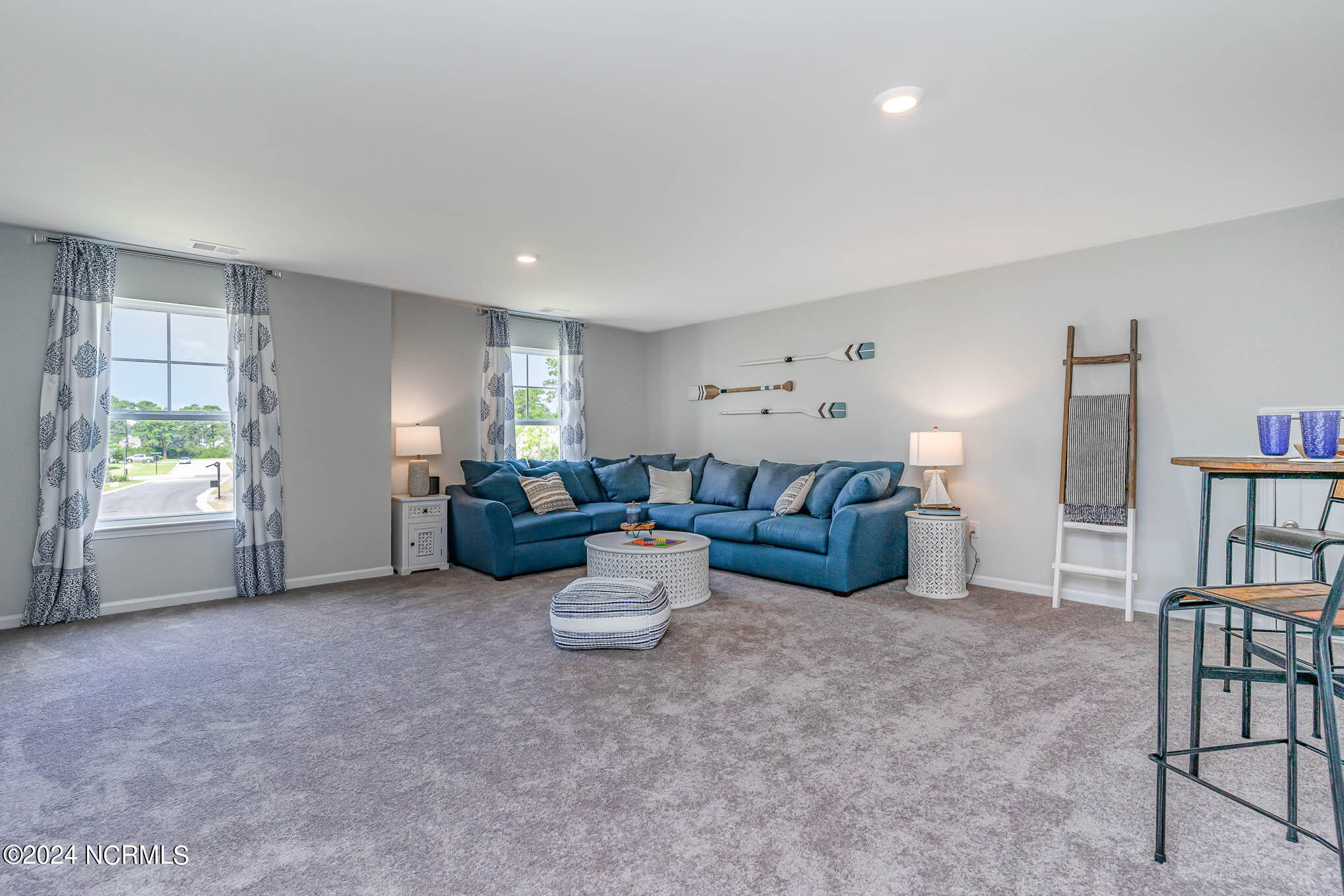 100559615 | Photo 11