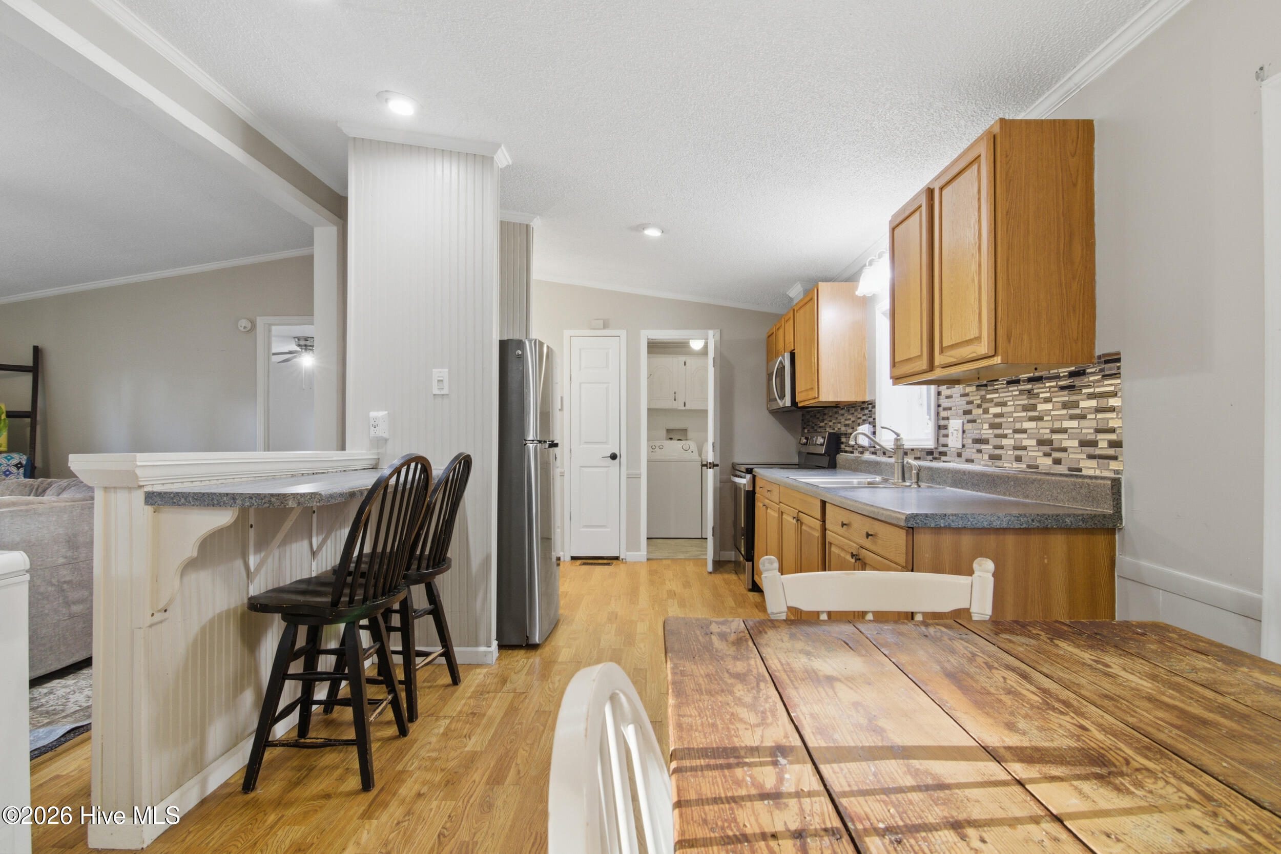 100547212 | Photo 10