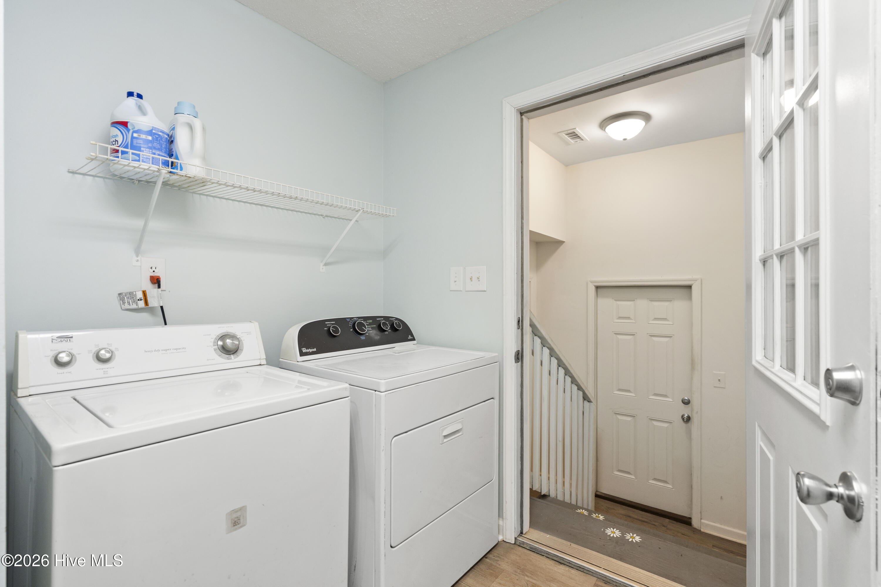 100553037 | Photo 27